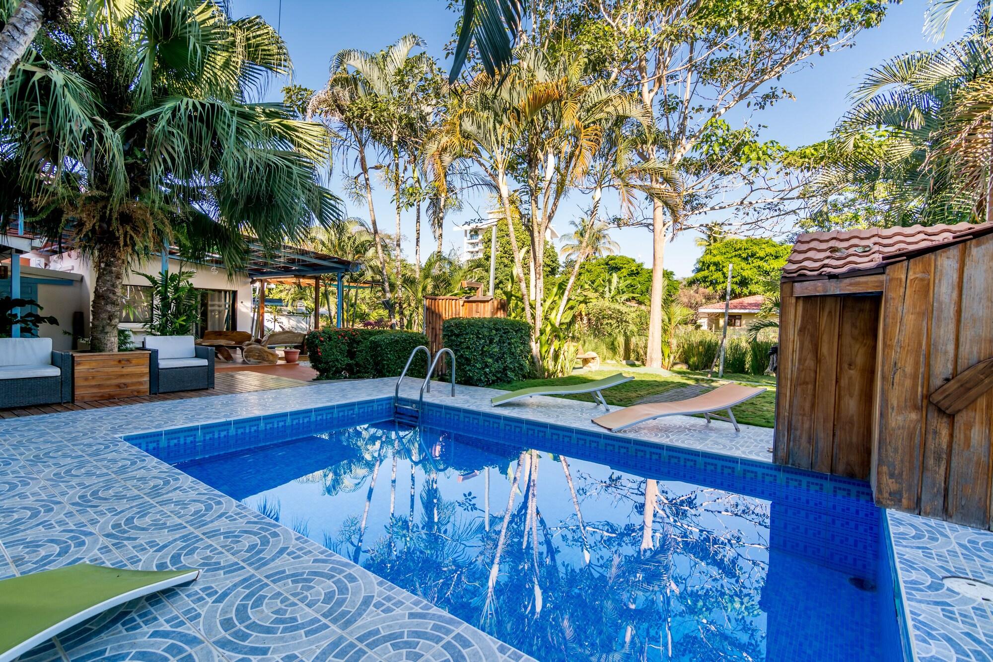 IBIZA HOTEL JACO: FREE breakfast, weekend DJ parties & Restaurant Bar by null