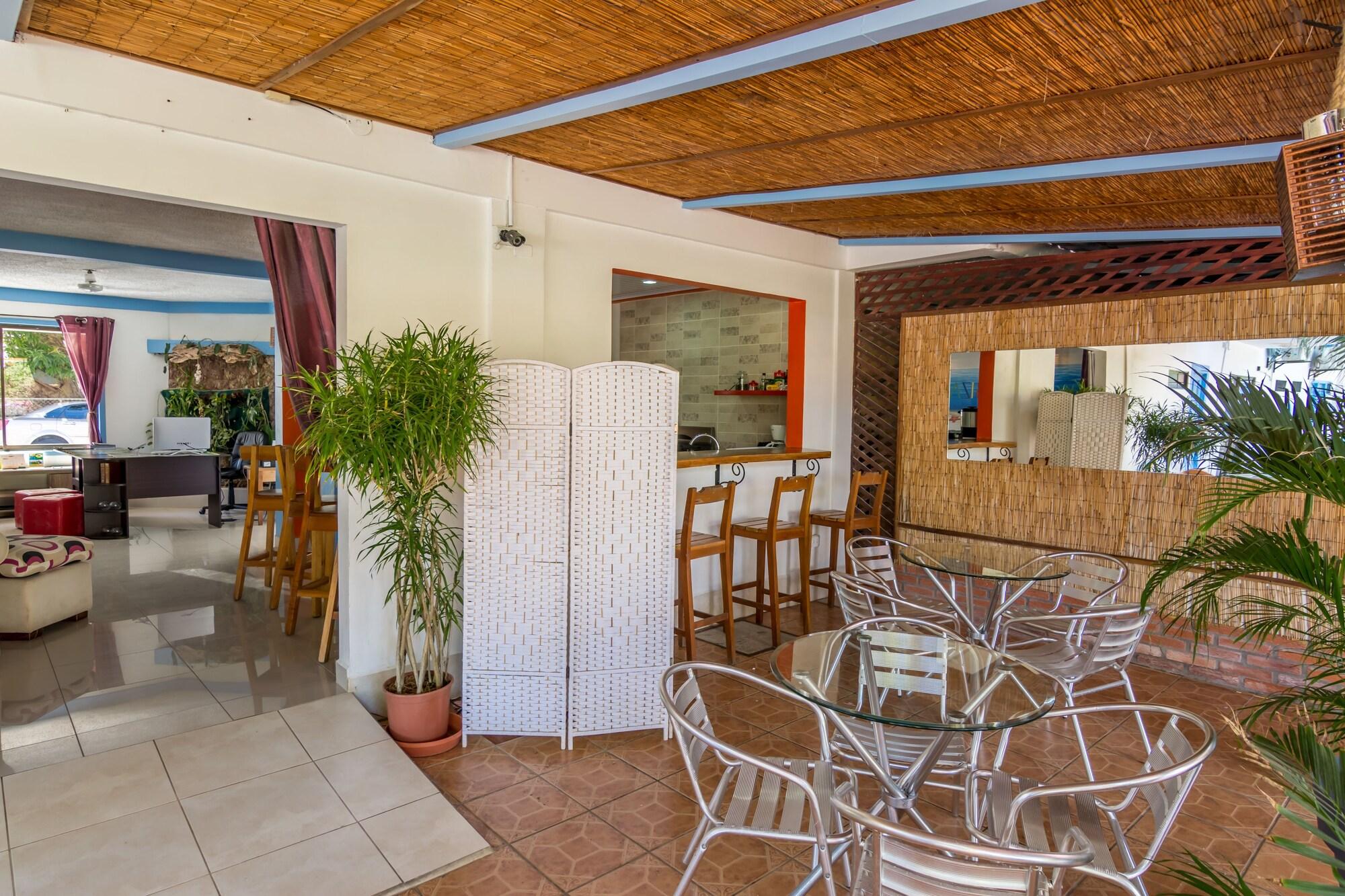 IBIZA HOTEL JACO: FREE breakfast, weekend DJ parties & Restaurant Bar by null