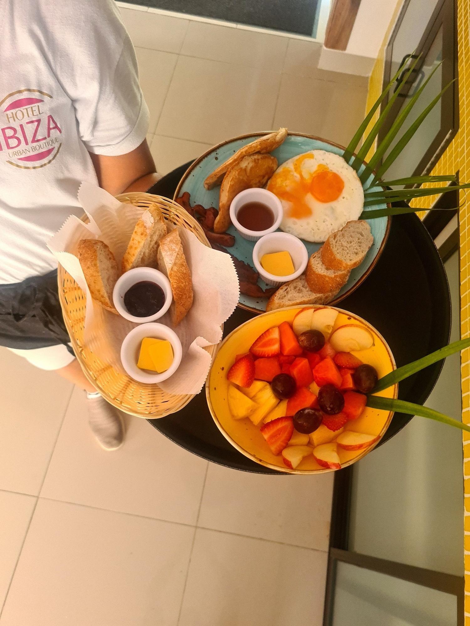 IBIZA HOTEL JACO: FREE breakfast, weekend DJ parties & Restaurant Bar by null