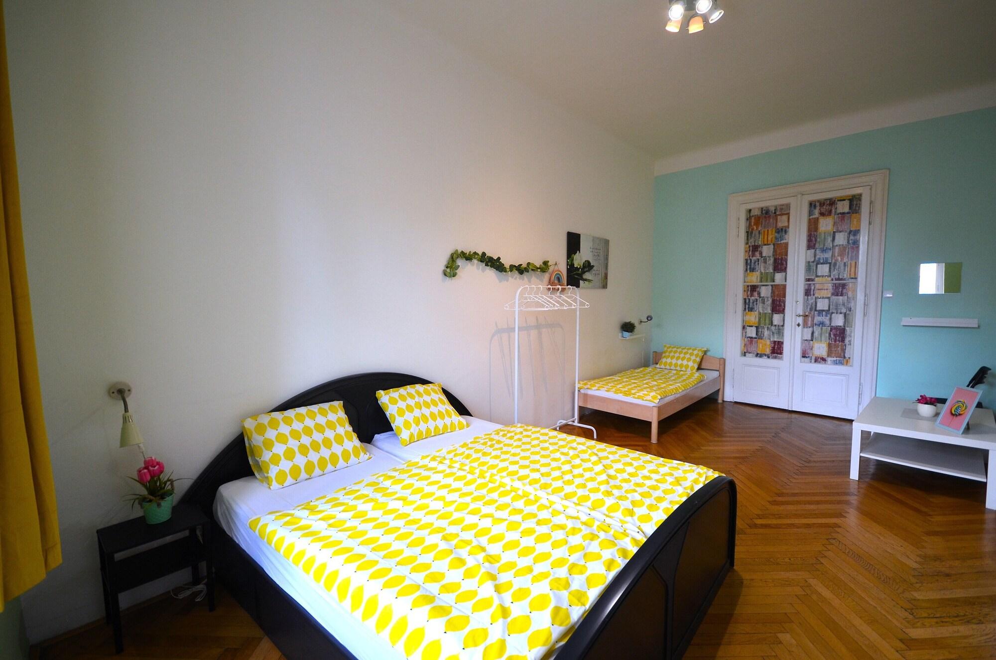 Travel&Joy backpackers by null