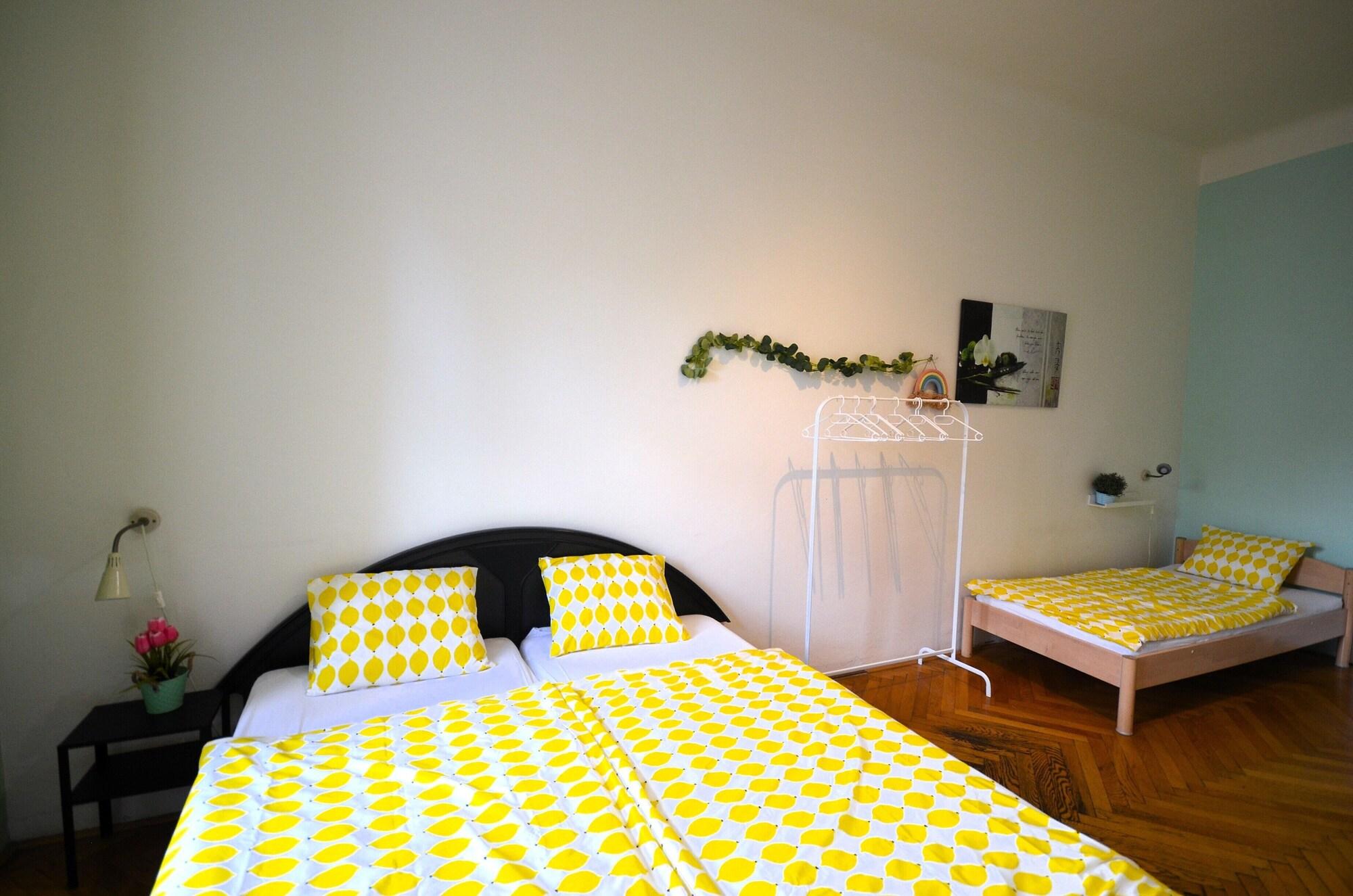 Travel&Joy backpackers by null