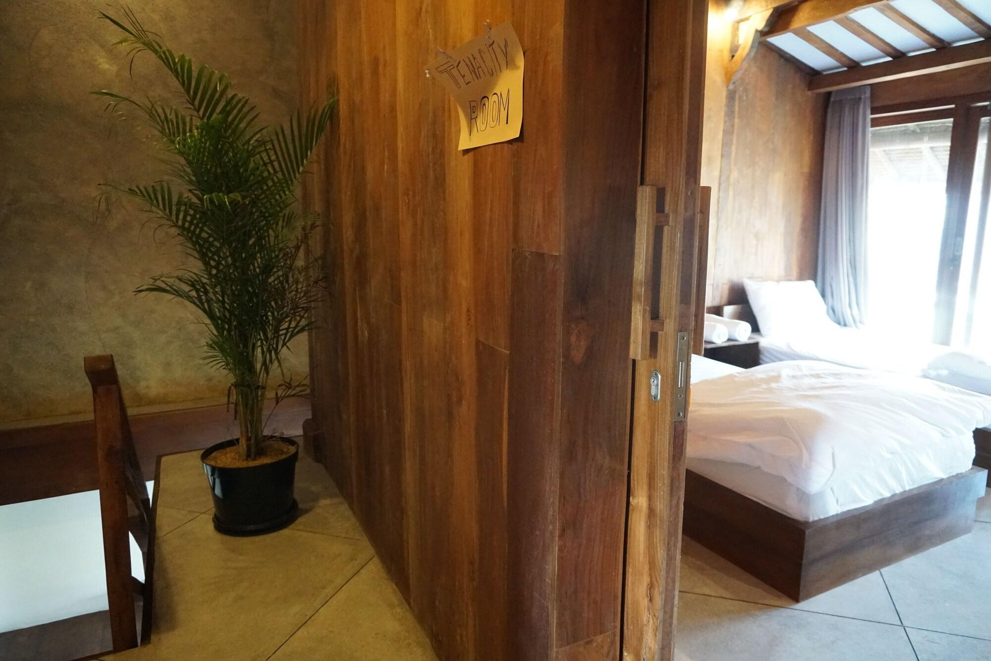Draper Startup House For Entrepreneurs