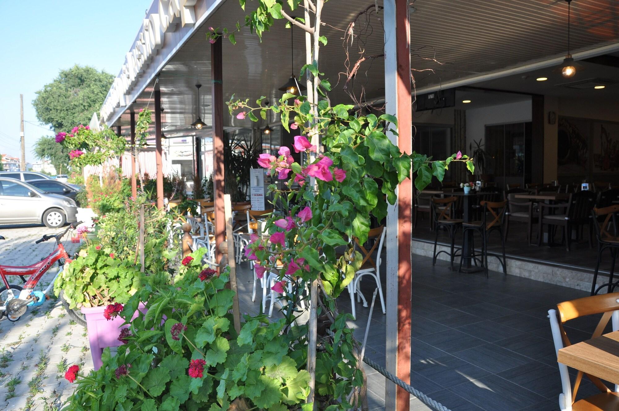 Neoss Boutique Hotel