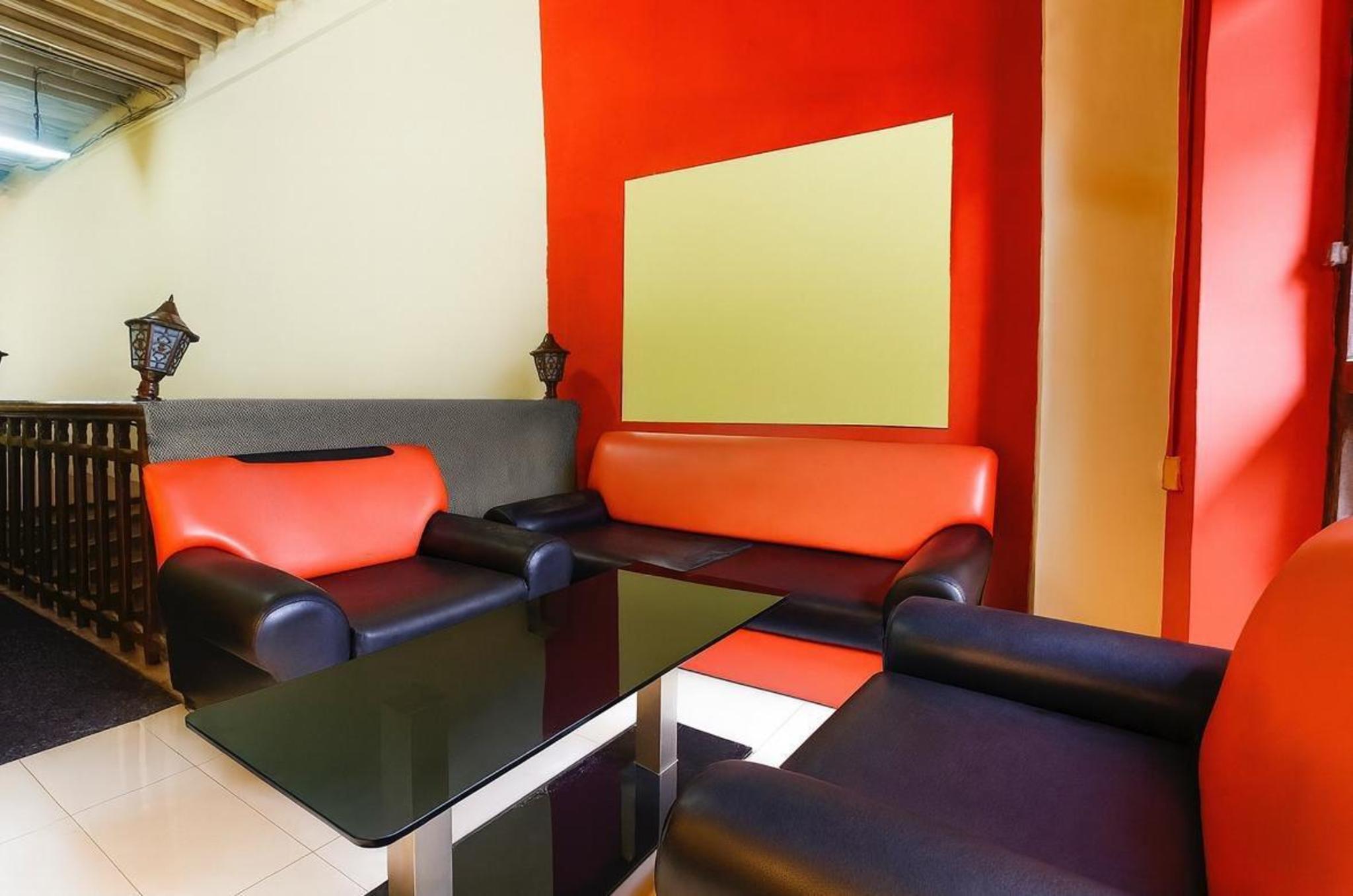 Hotel Janata