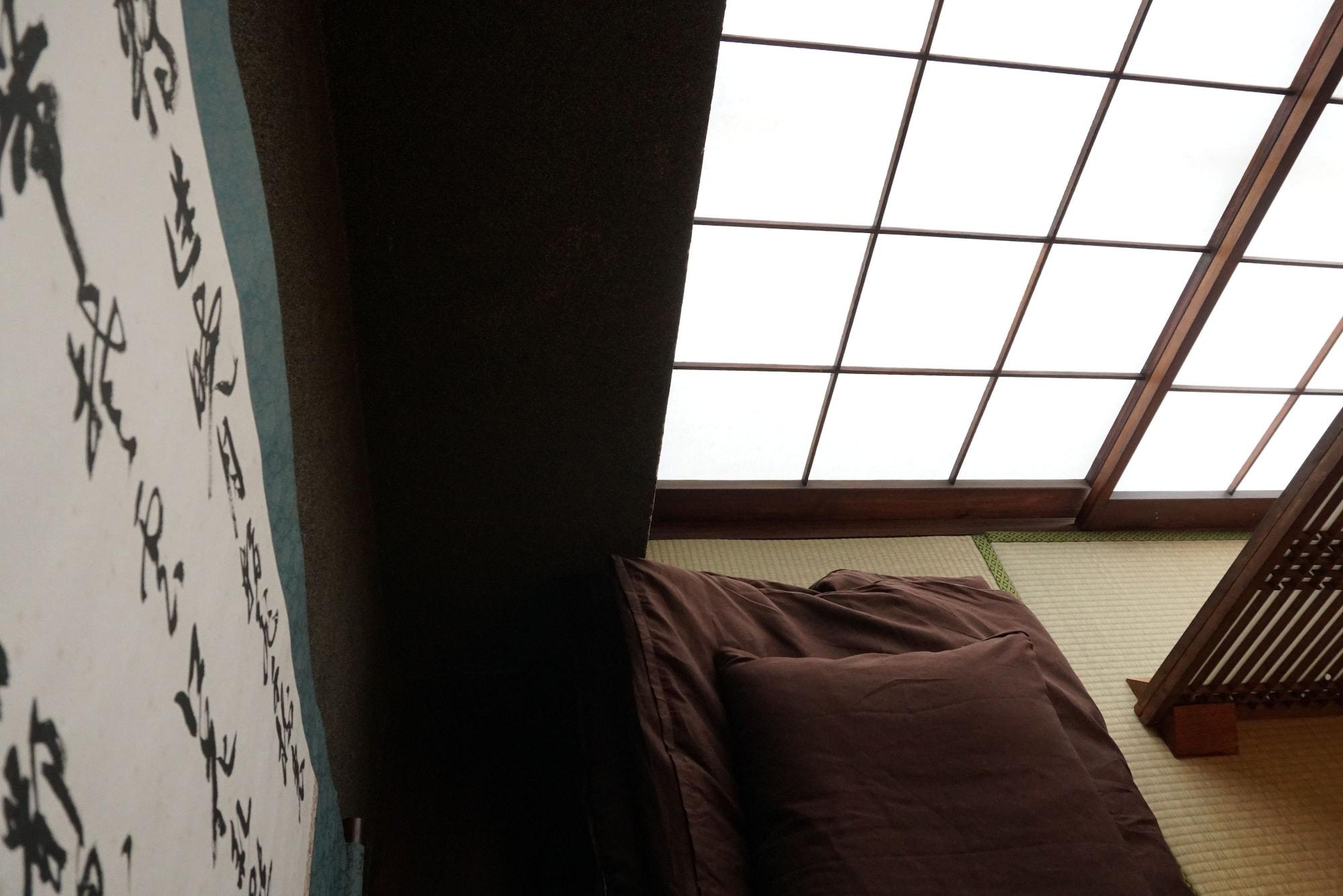 Hostel Tomal