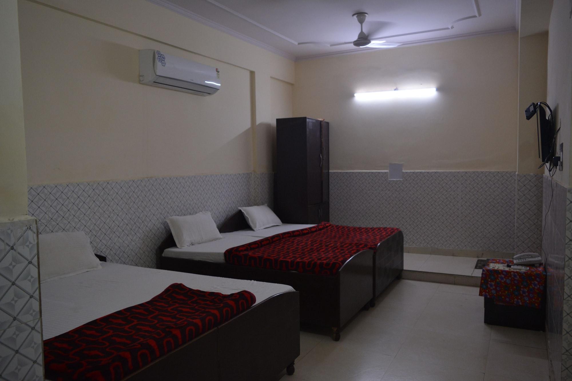Shubham Hotel