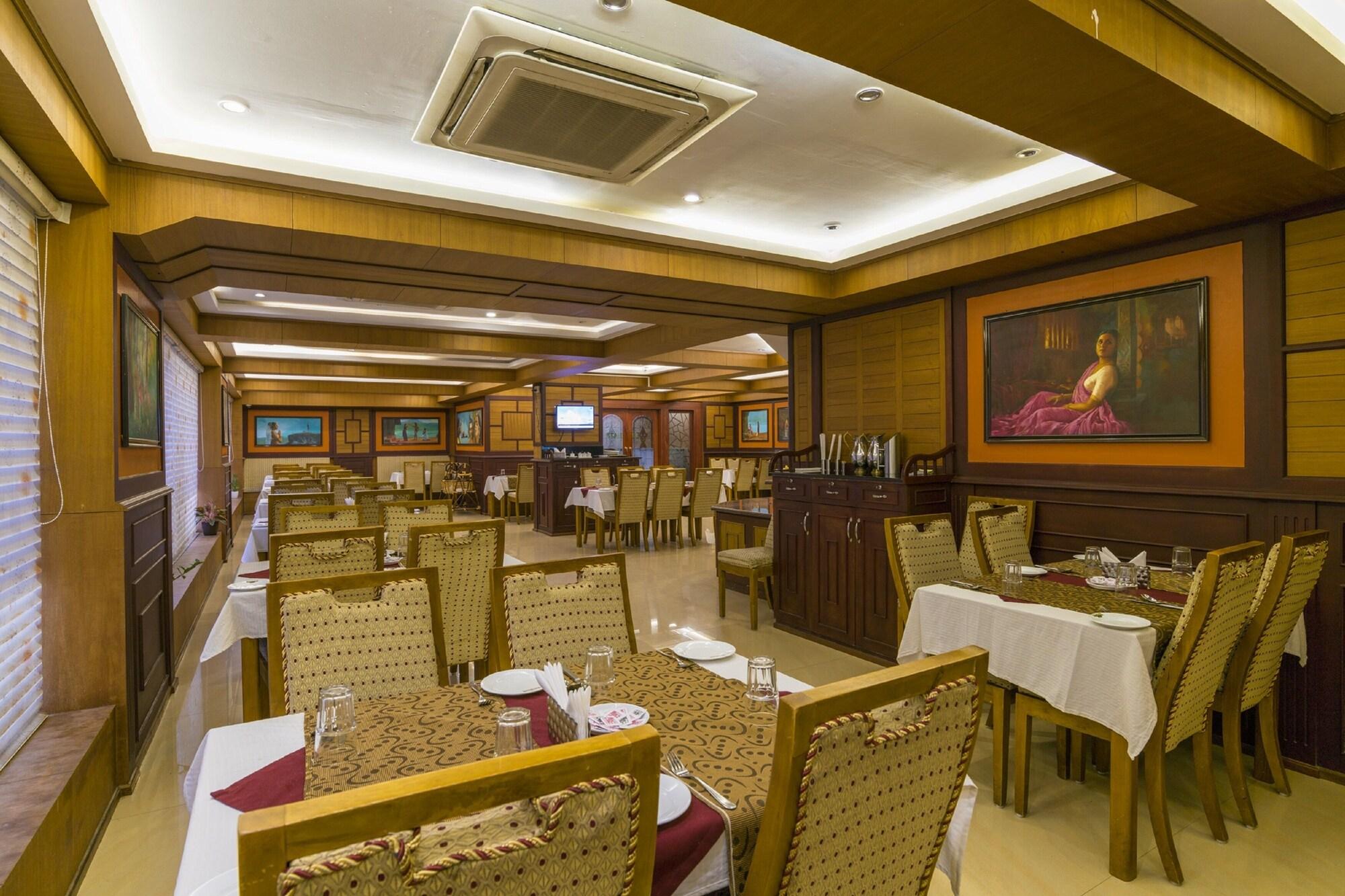 Base9 Airport Hotel