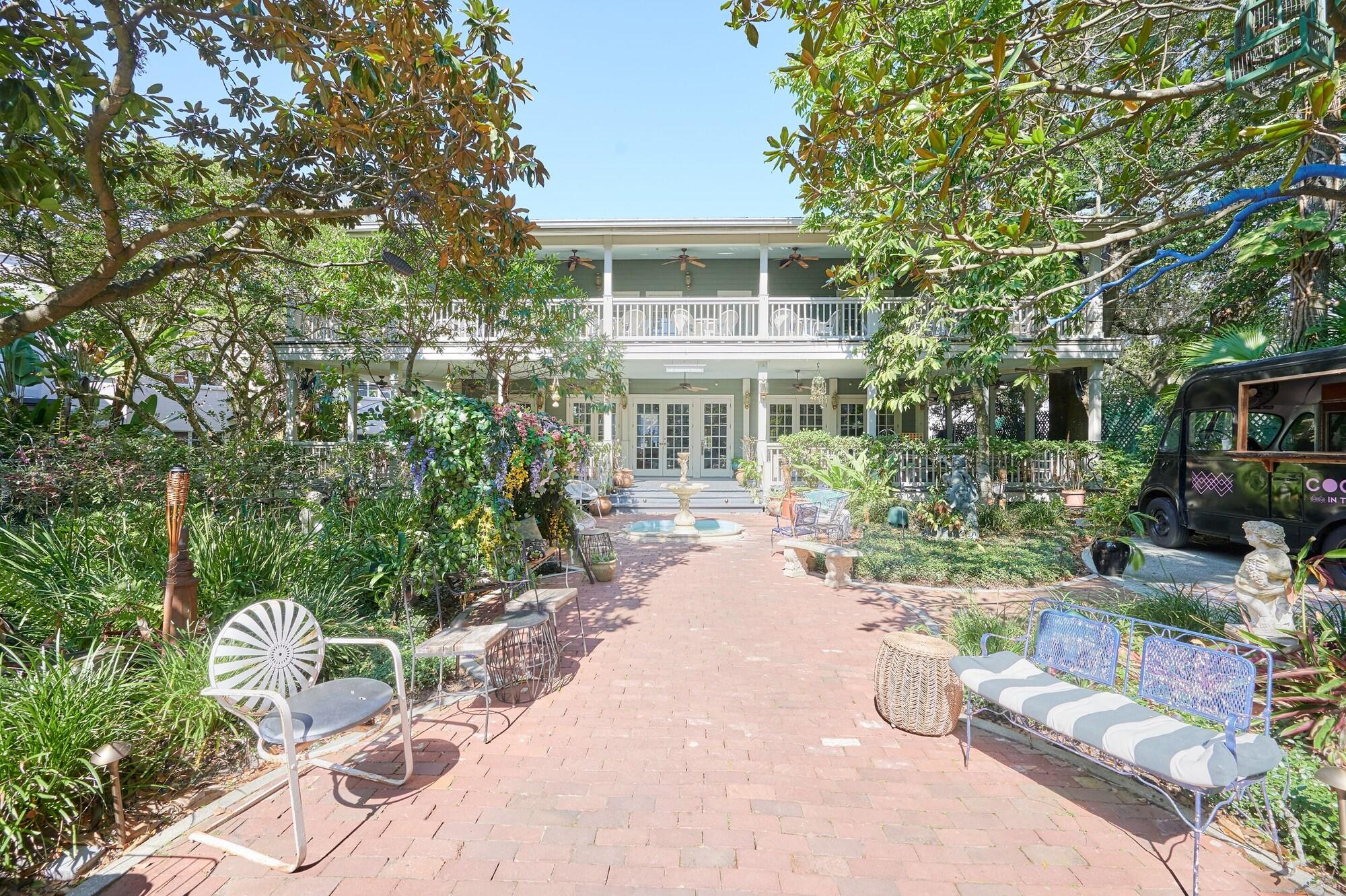 Wellborn Hotel Downtown, Sonder by null