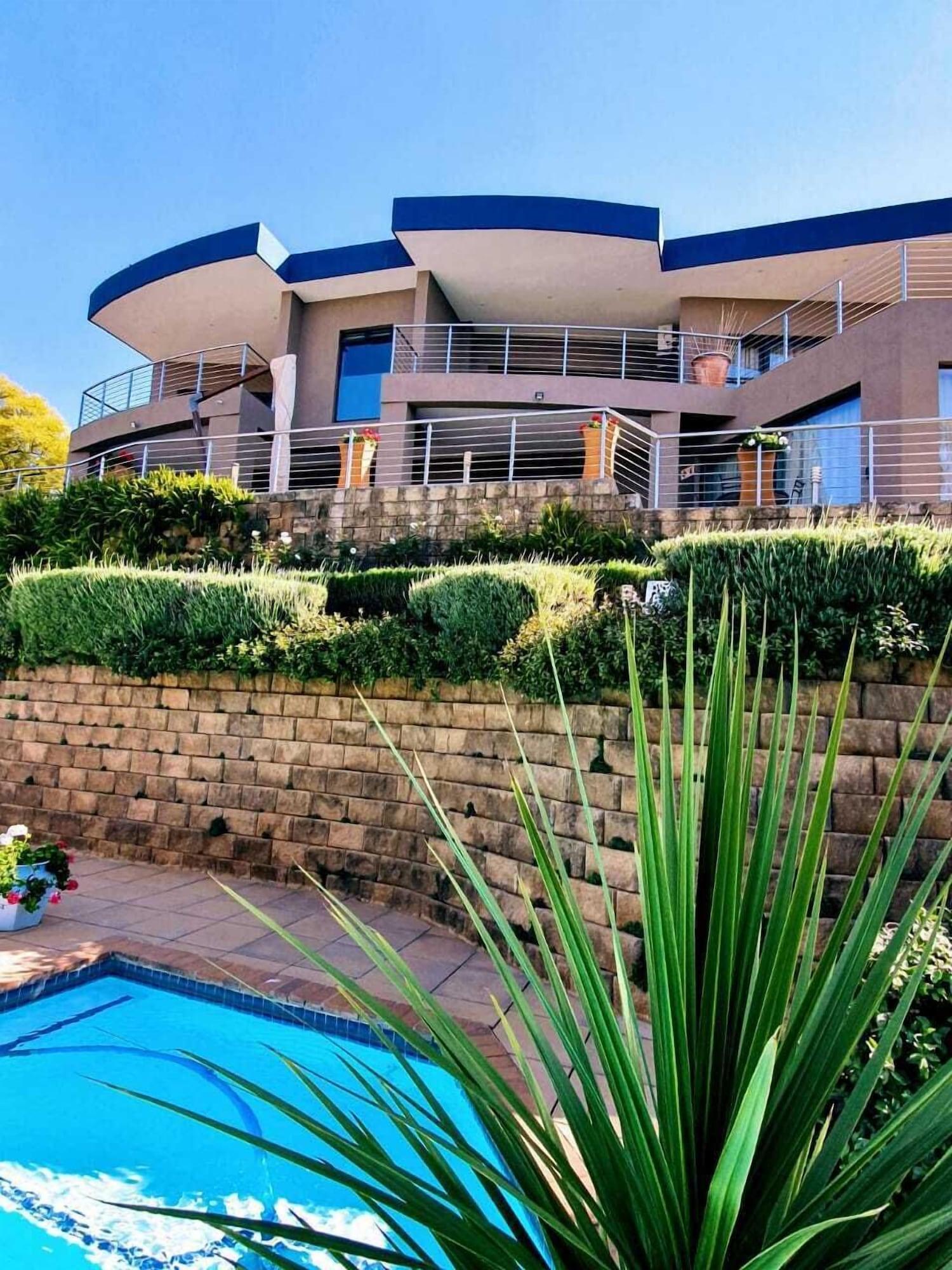 Over The Moon Guesthouse