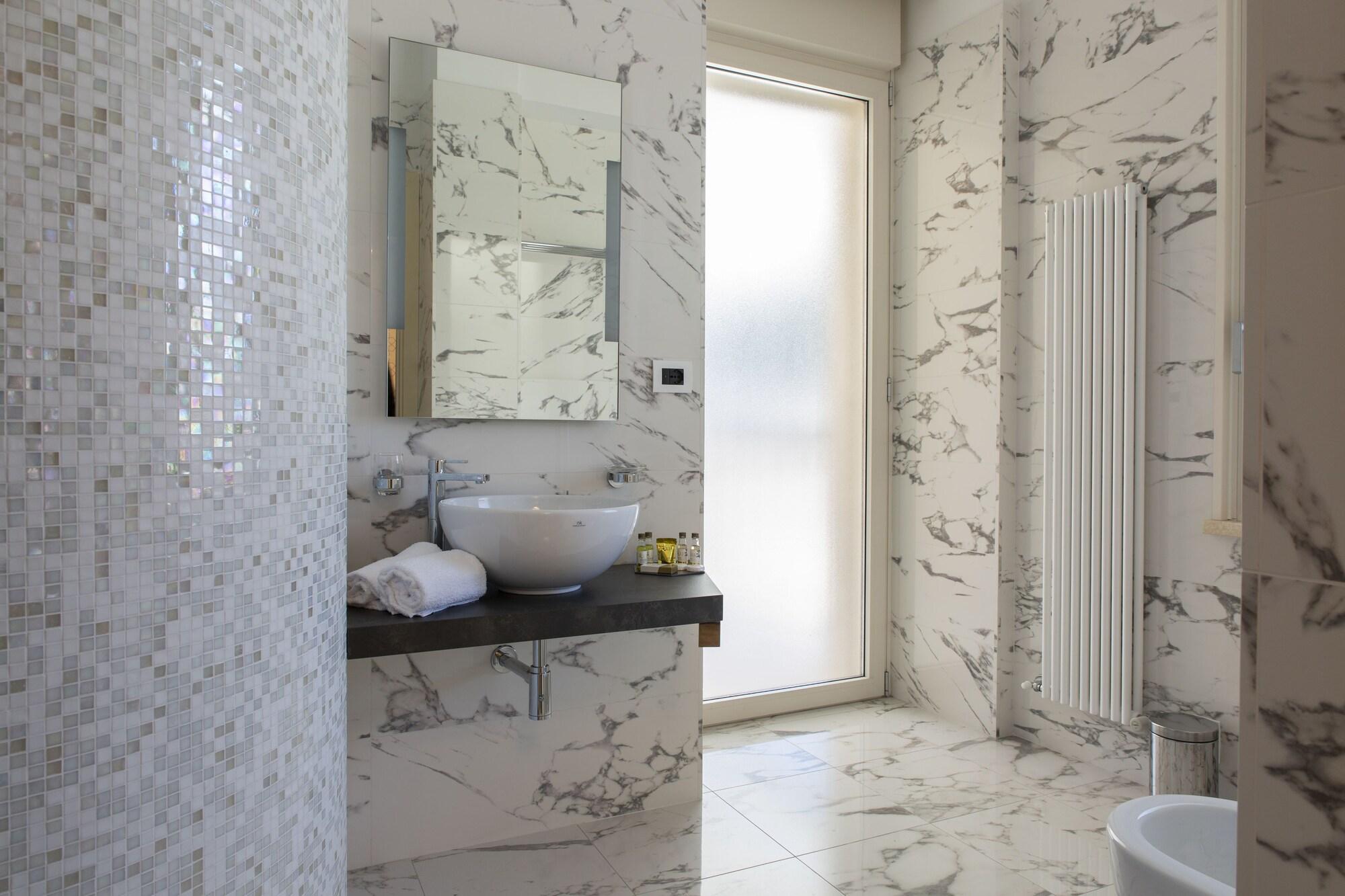 Aurum Suites