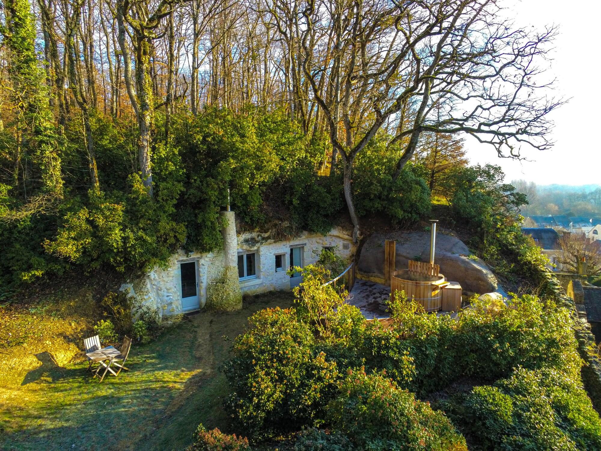 Château de Nazelles by null