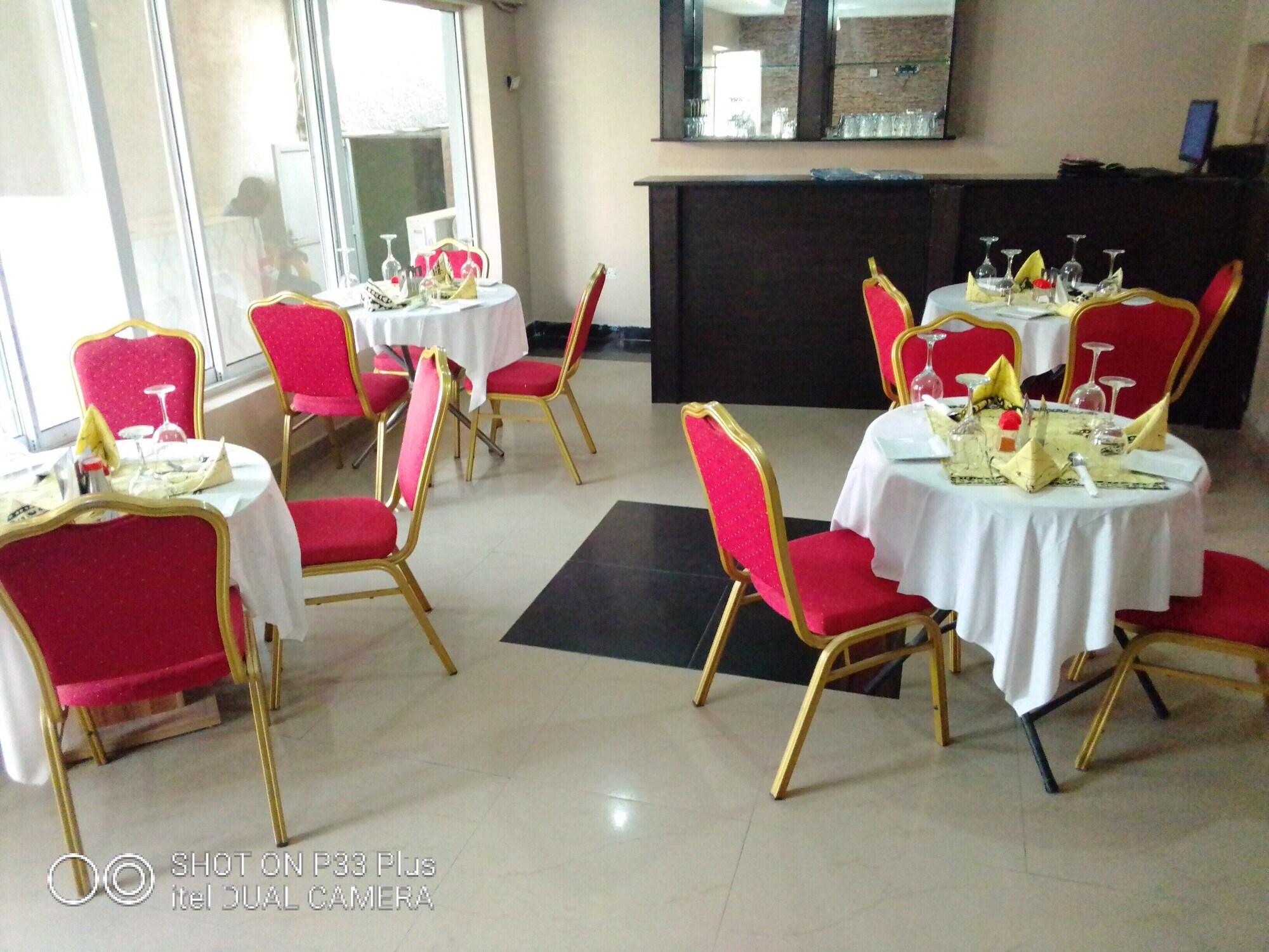 Bjorne Classic Suites