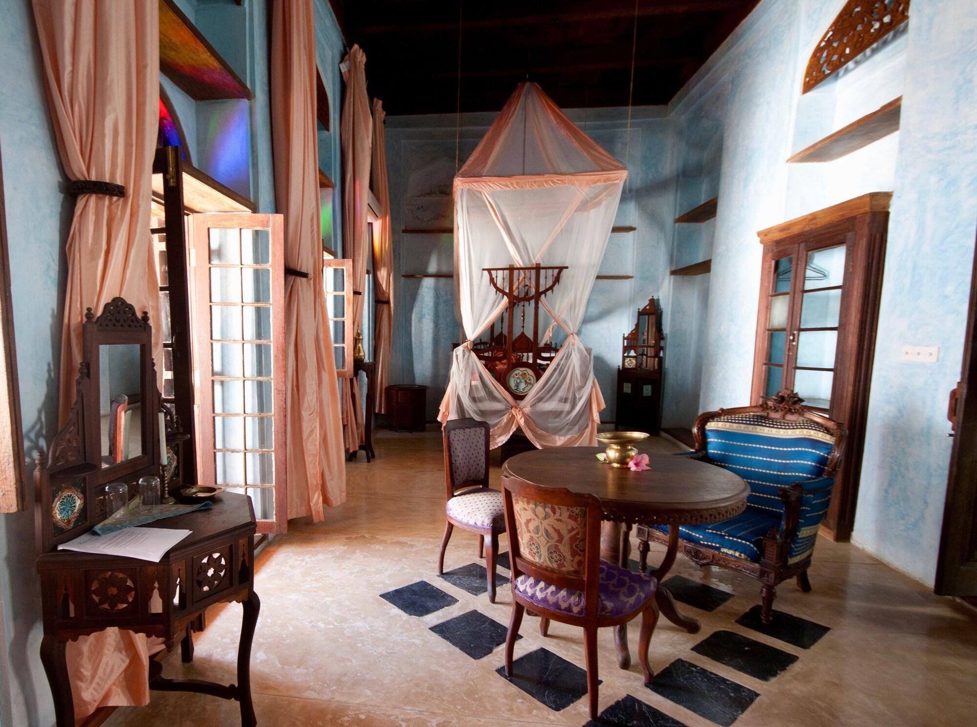 Emerson Spice by null