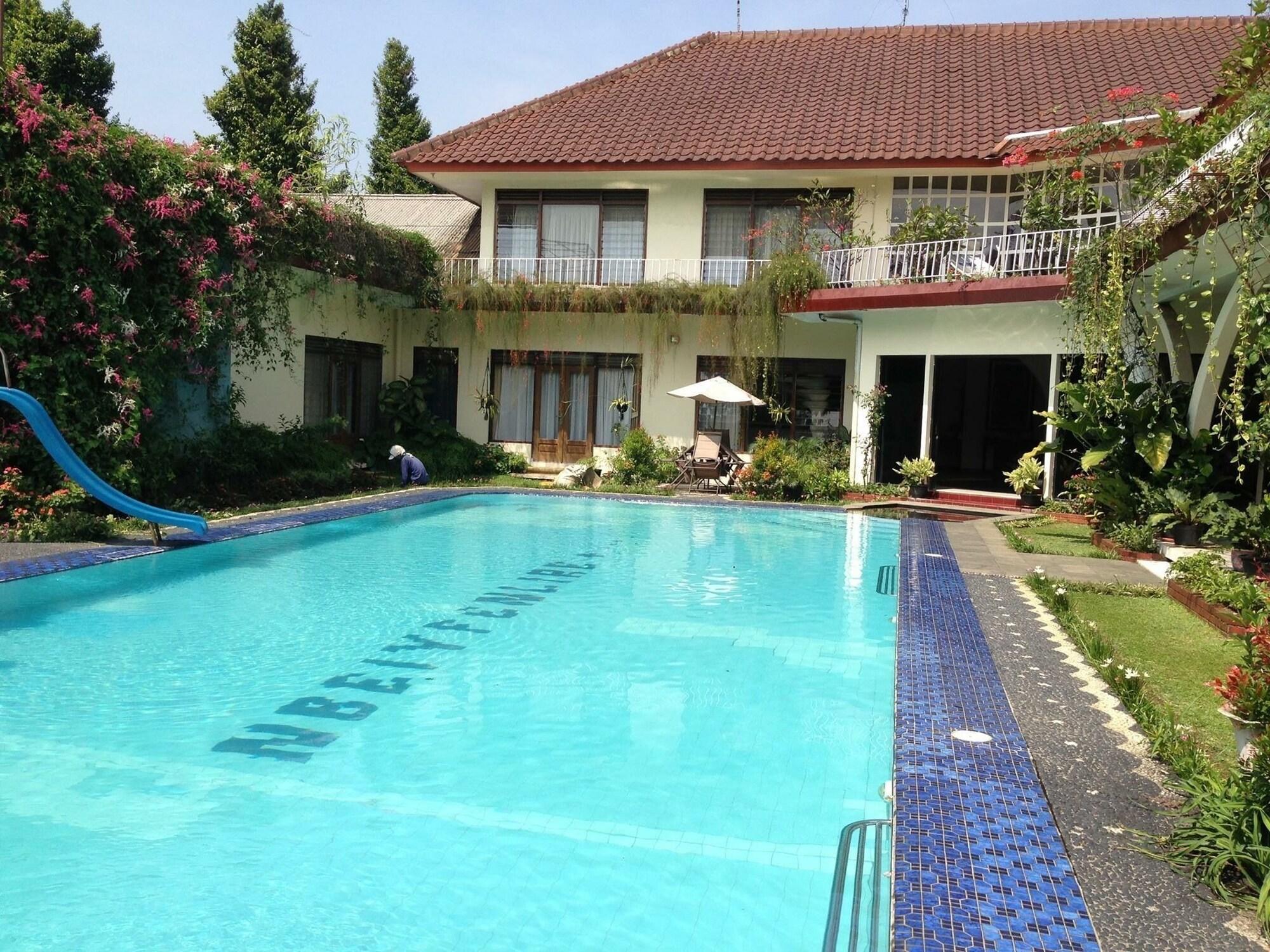 The Garden Family Guest House