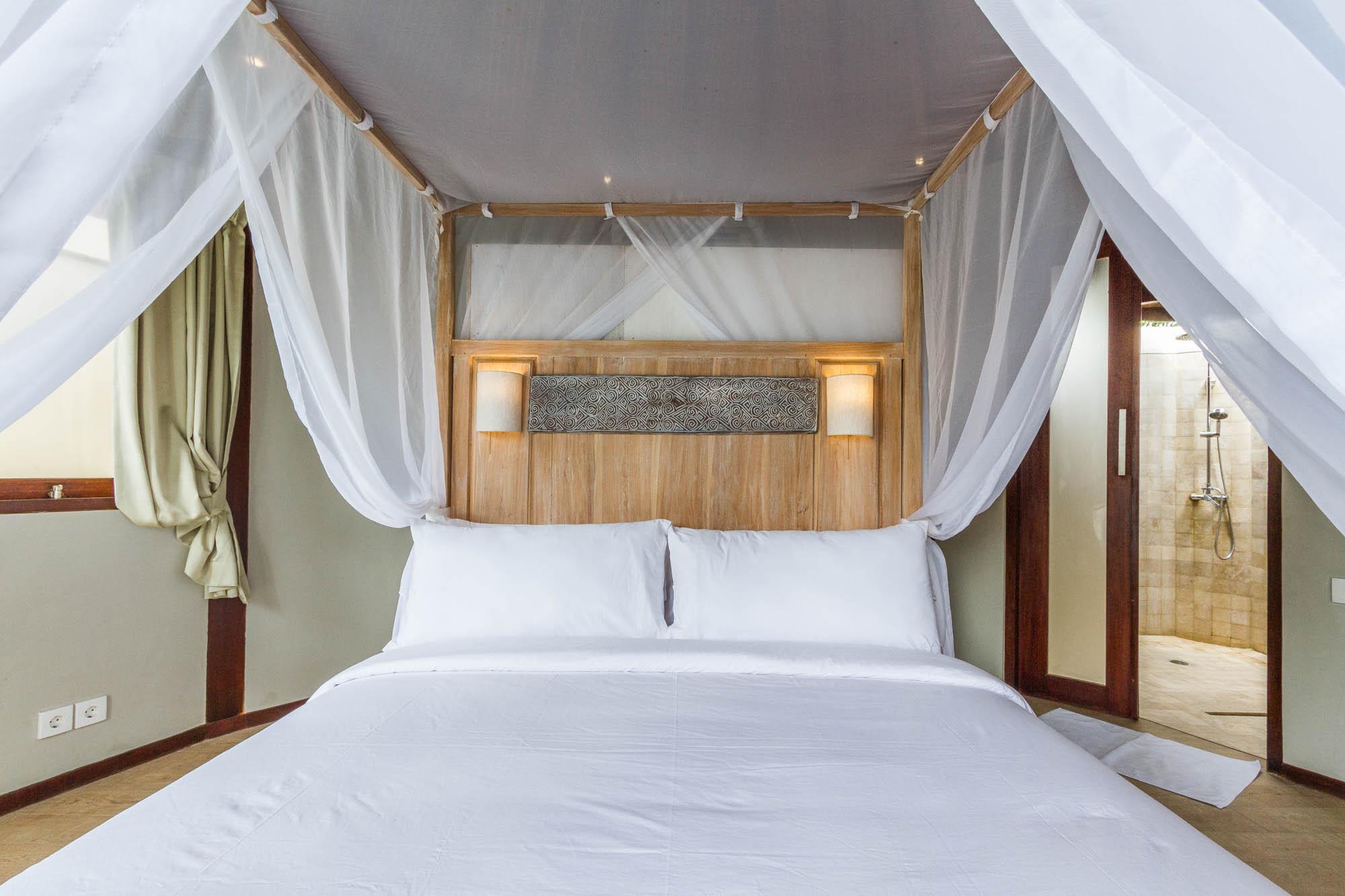 Blue Lagoon Avia Villas