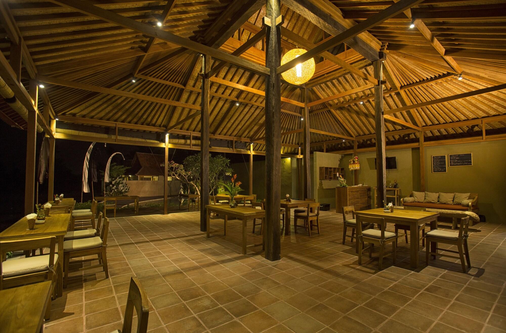 Kabinawa Ubud Villas And Cafe