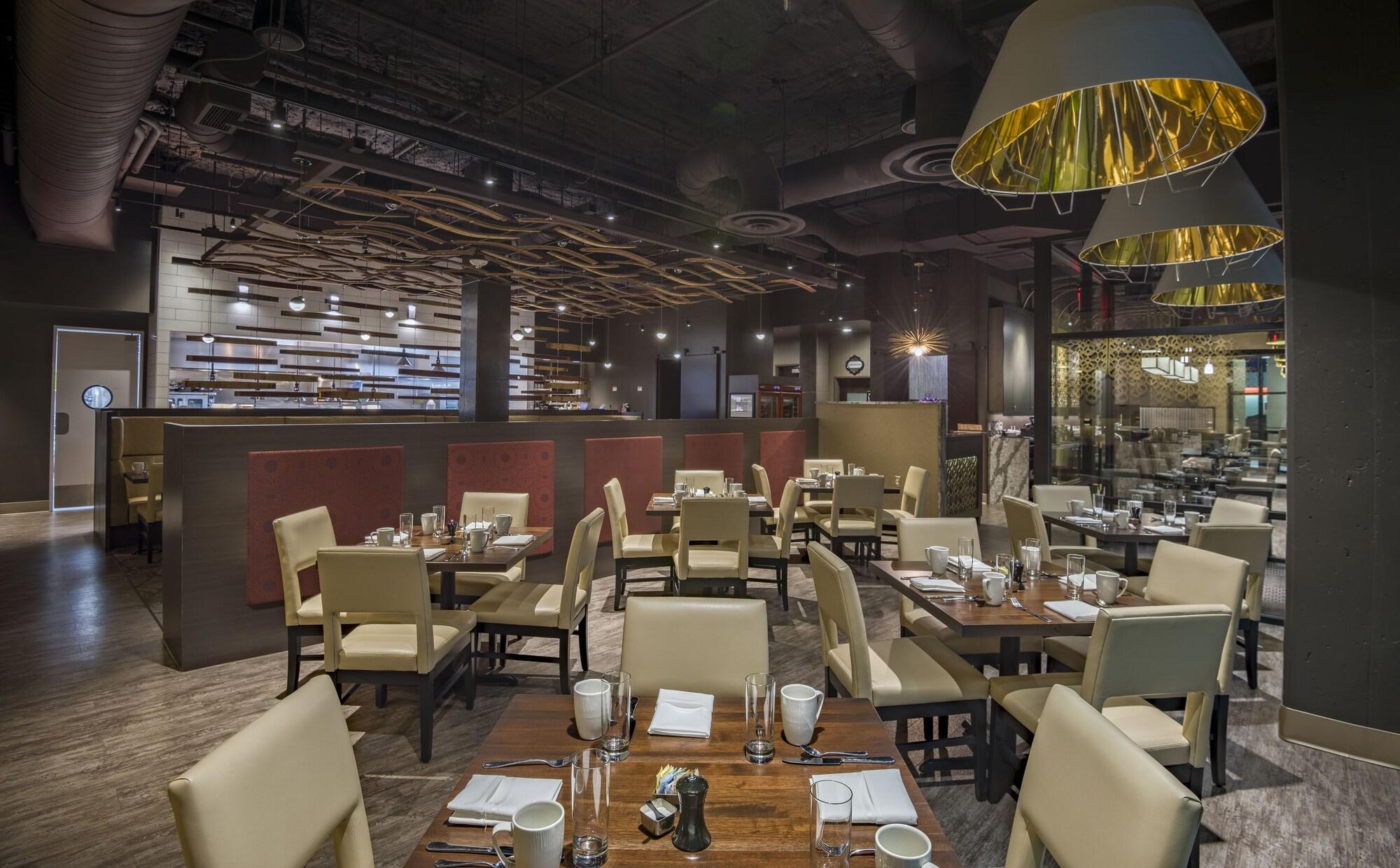 Inn at 500 Capitol by null