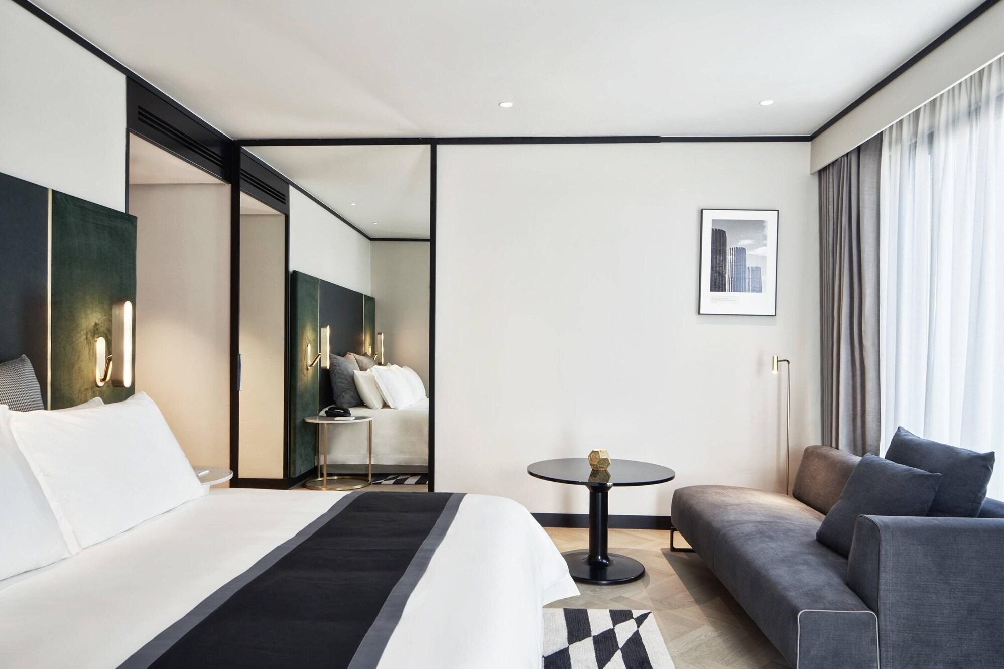 Academias Hotel, Autograph Collection by null