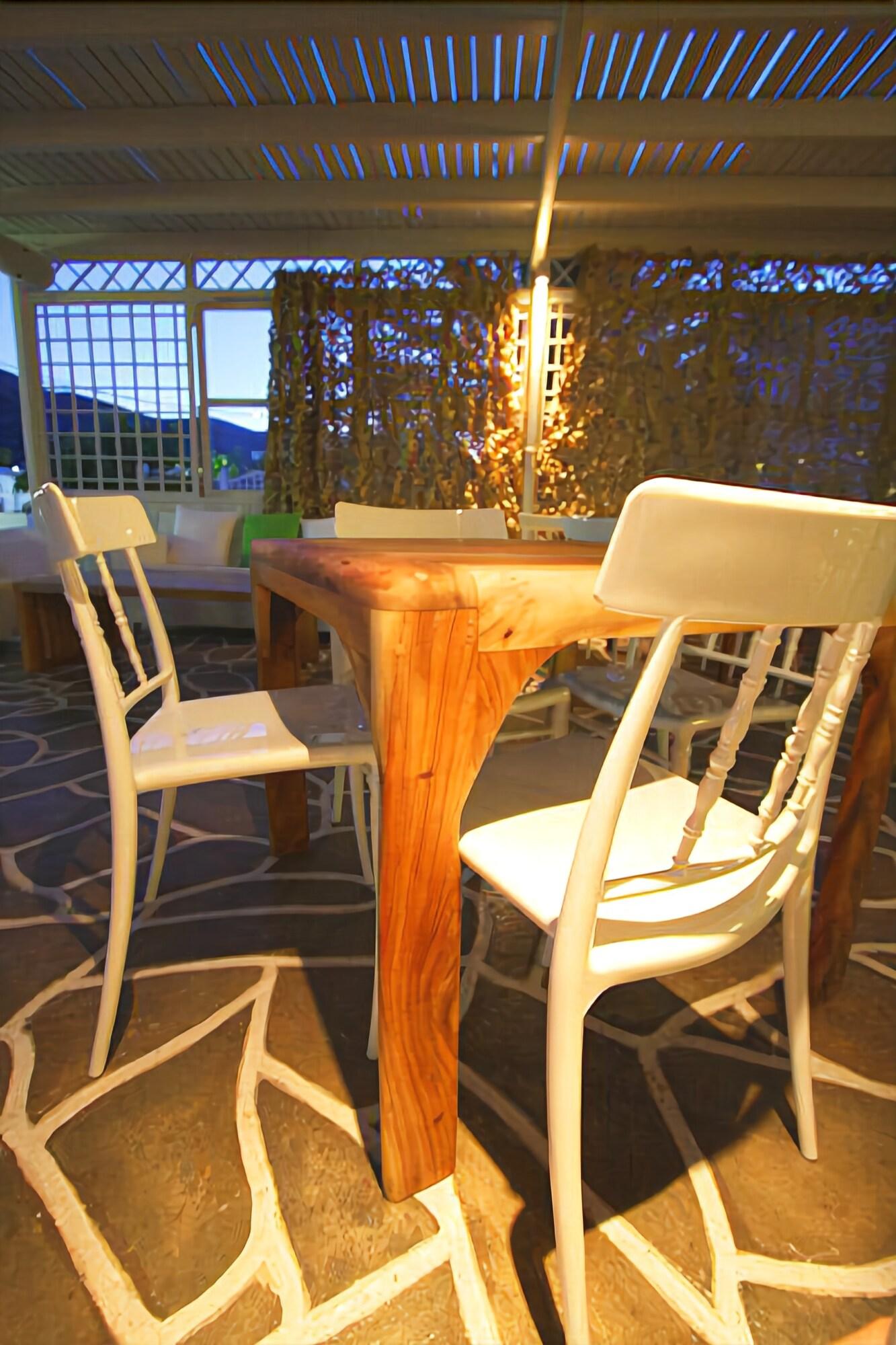 Smaragdi Hotel by null