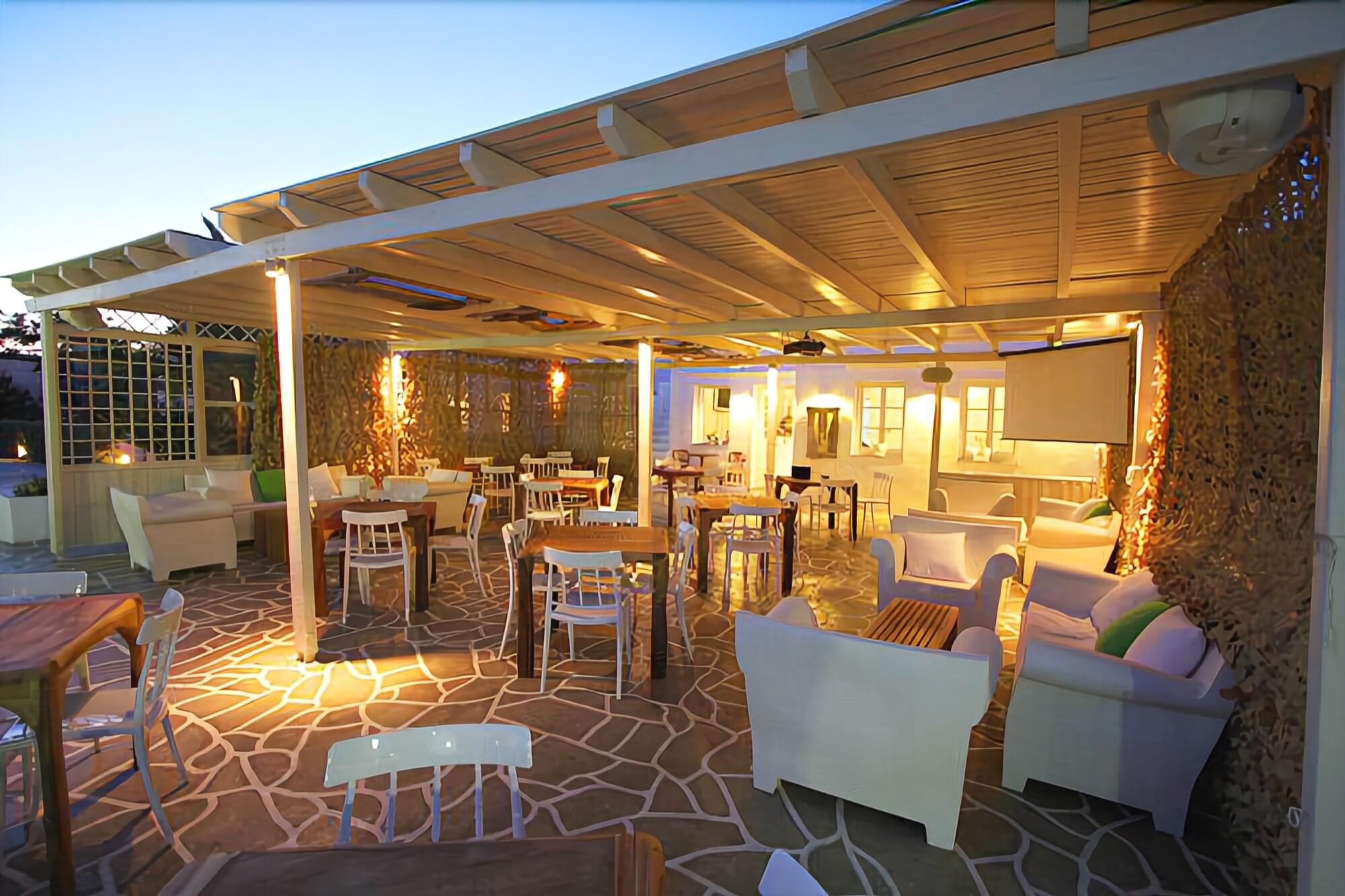 Smaragdi Hotel by null