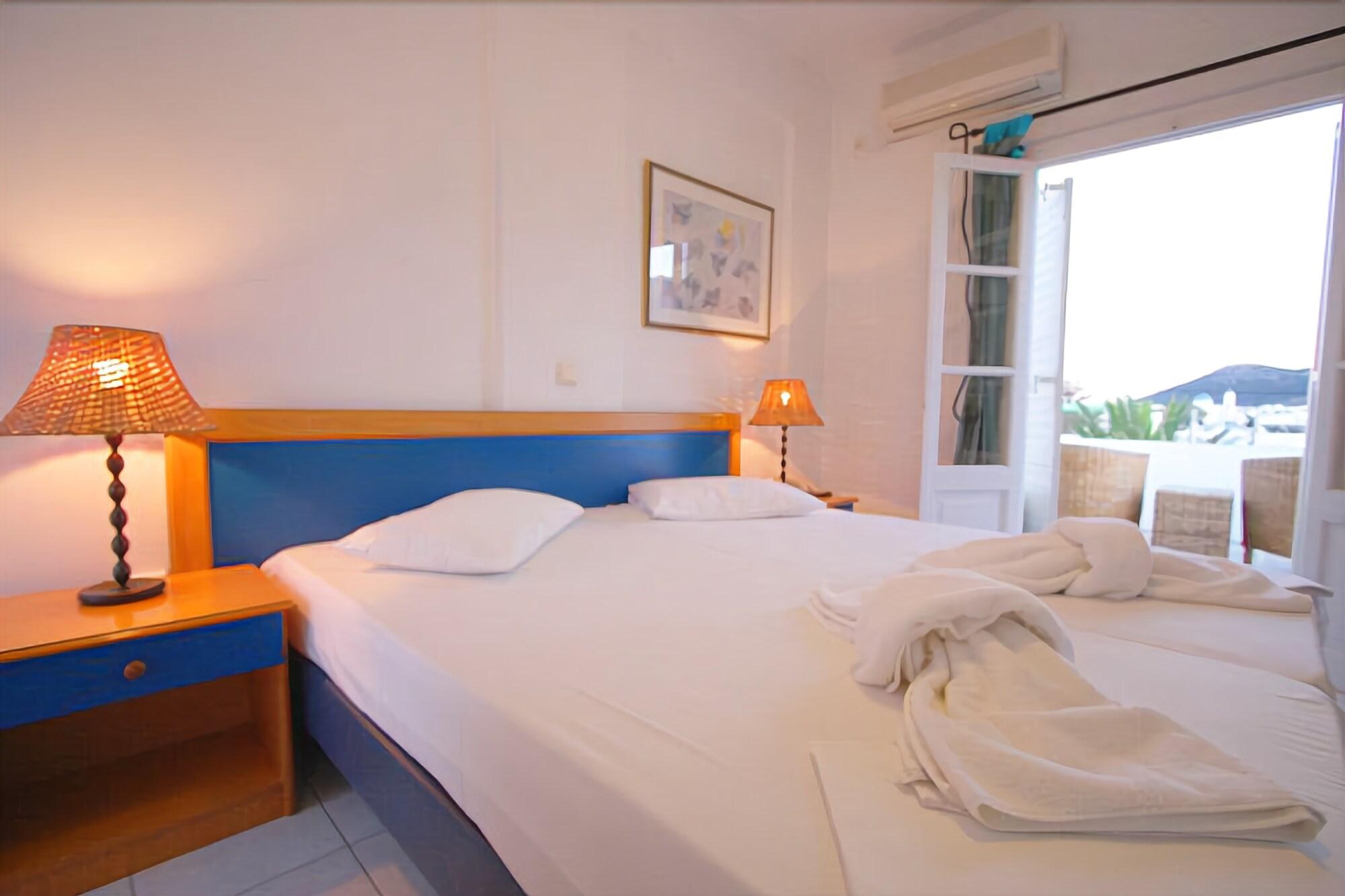 Smaragdi Hotel by null
