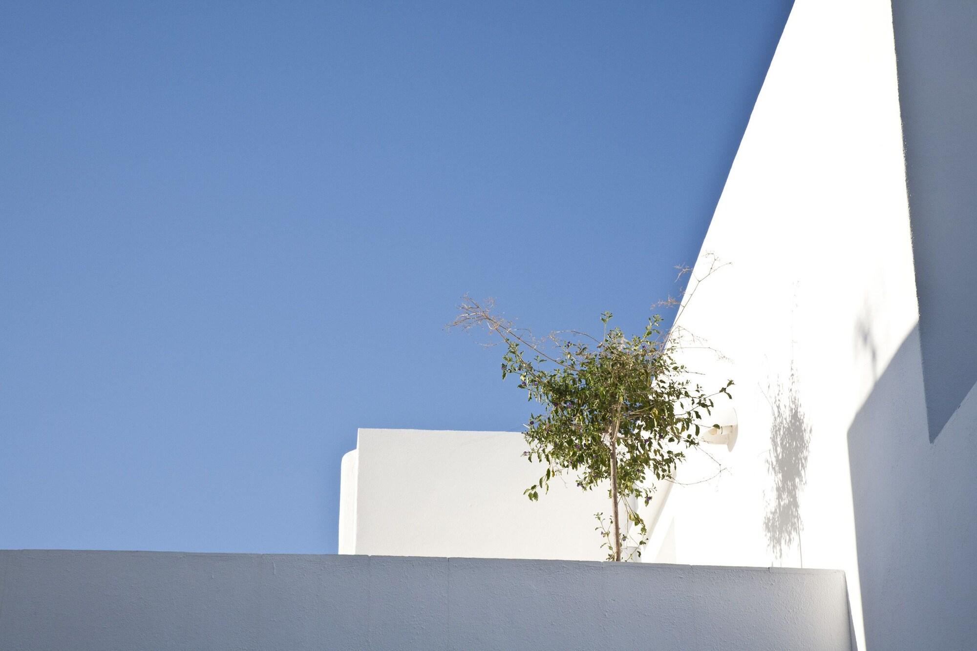 Smaragdi Hotel by null