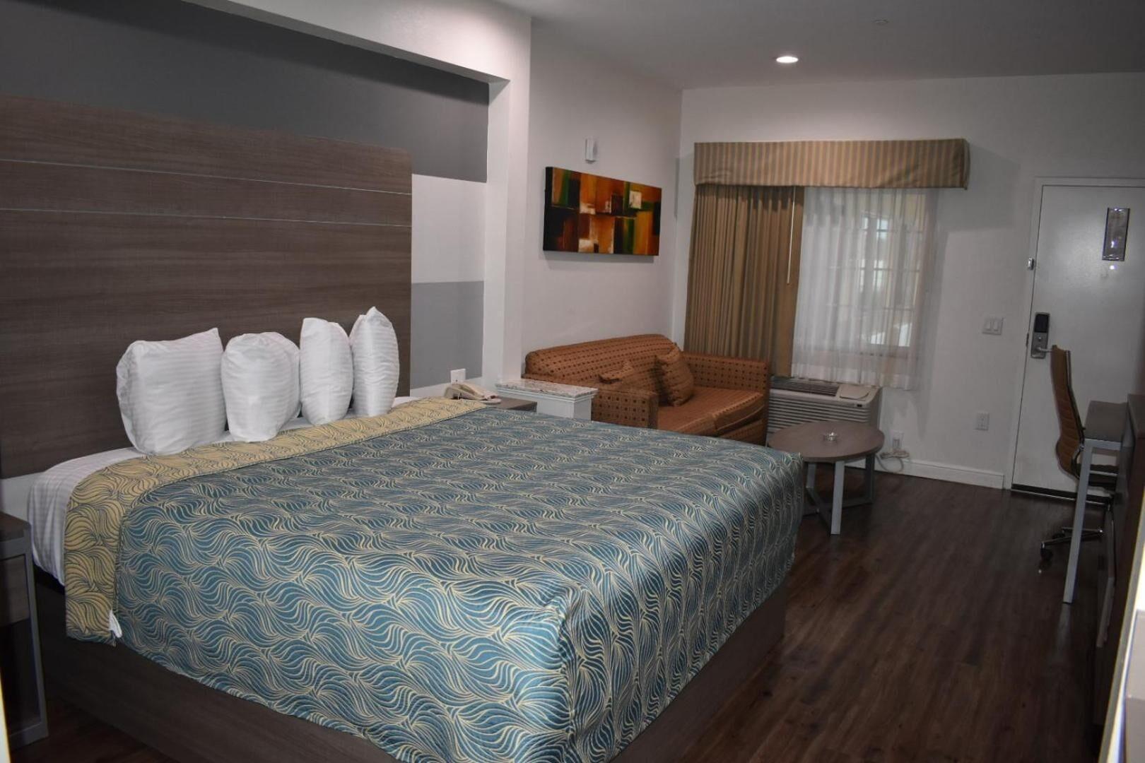 Grand Villa Inn & Suites- Humble