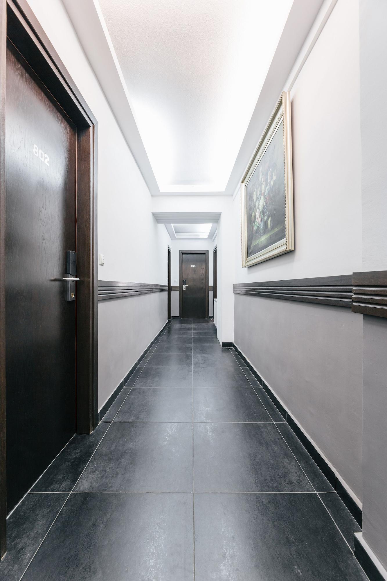 Ladadika Design - photo