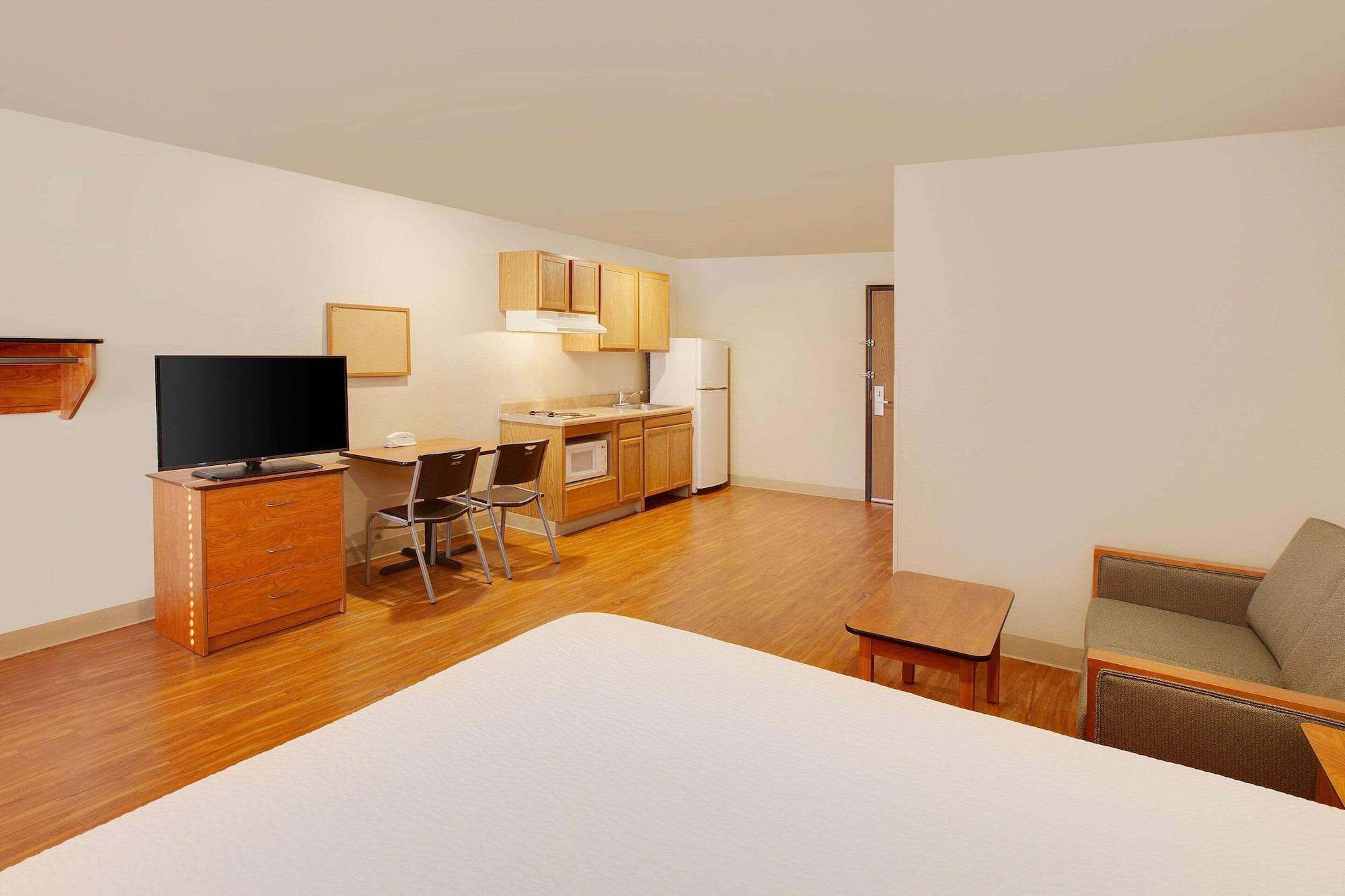 Woodspring Suites Shreveport Airport