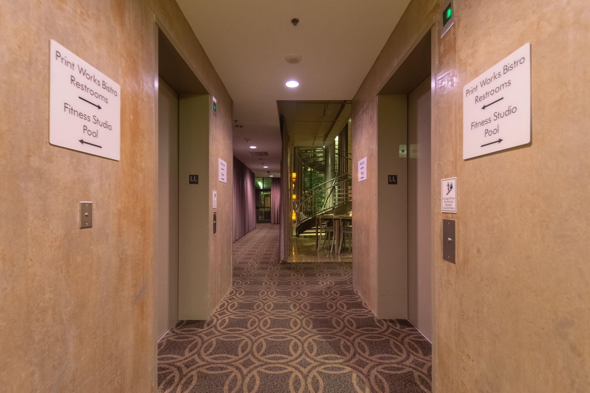 Proximity Hotel by null