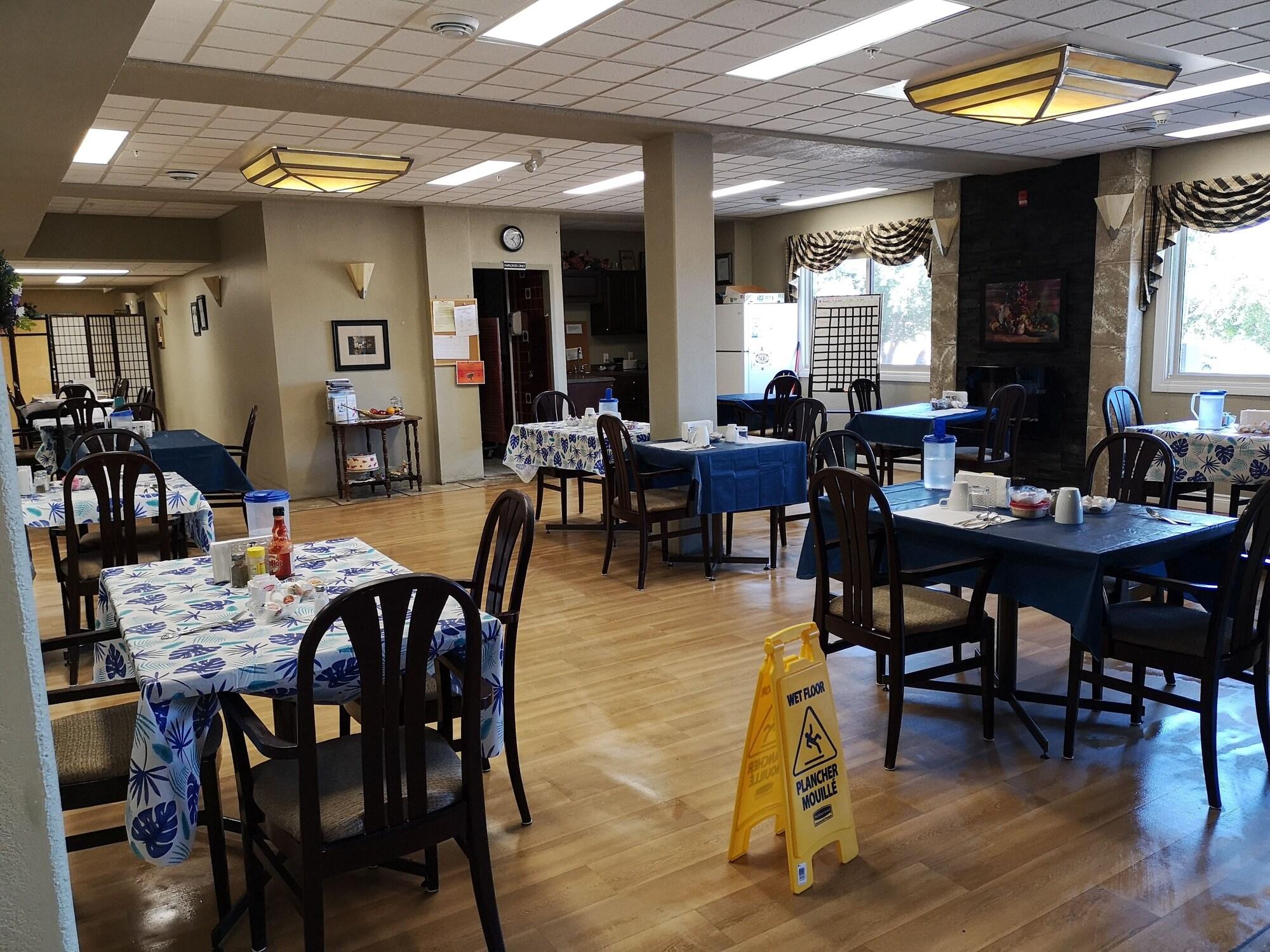 Medicine Hat Villa