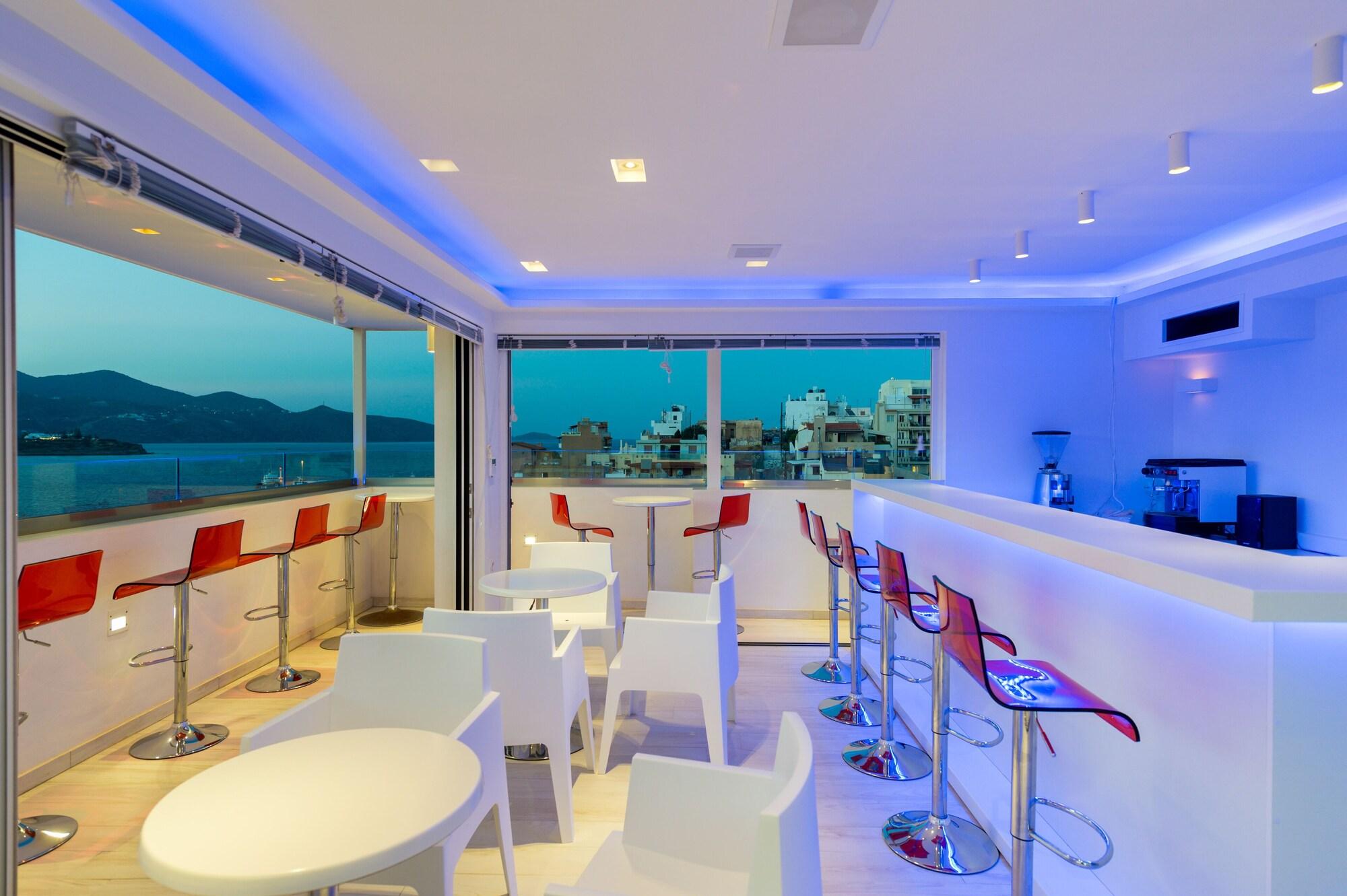 Ikaros Art Hotel