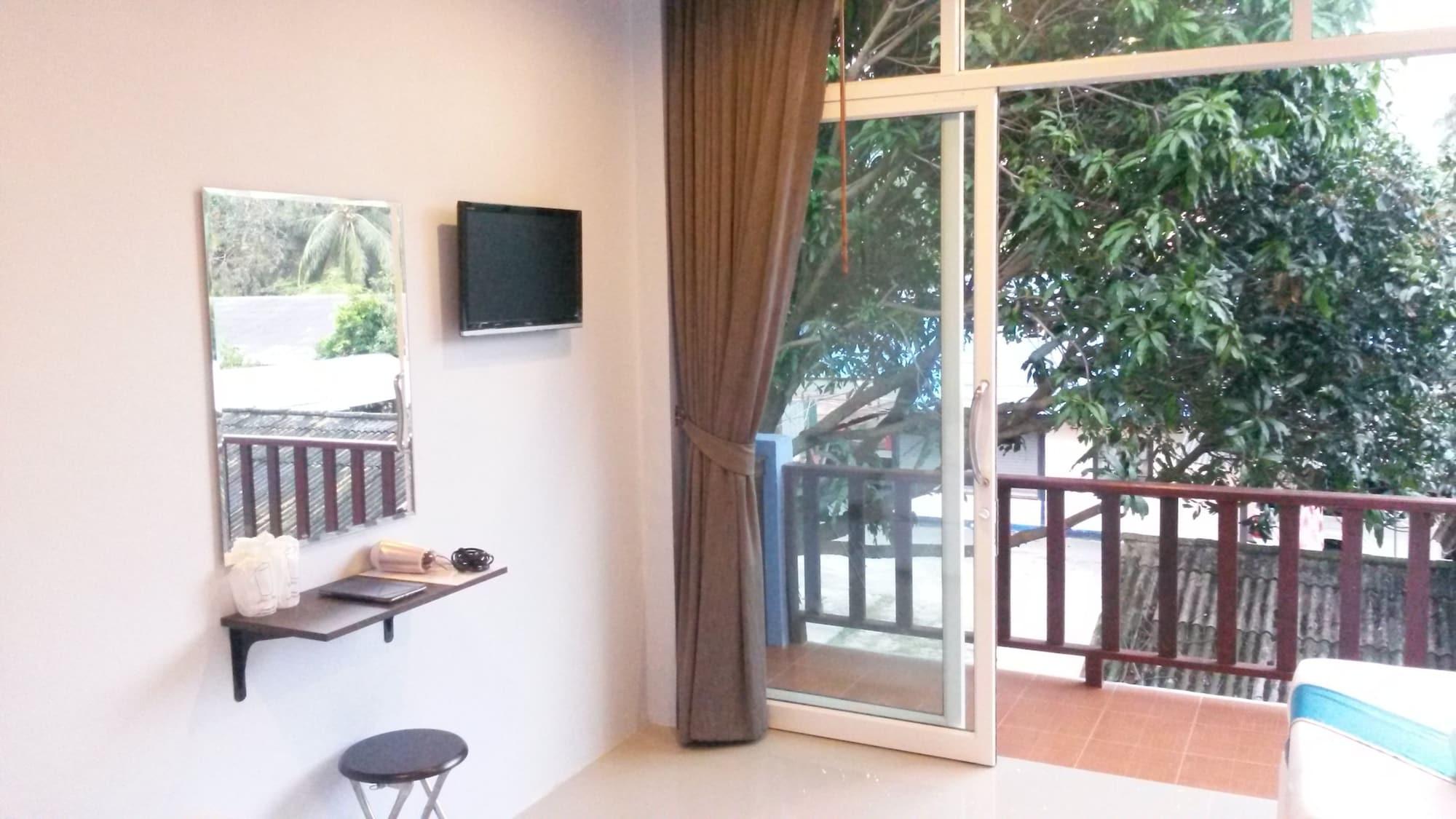Rung Phangan Hotel