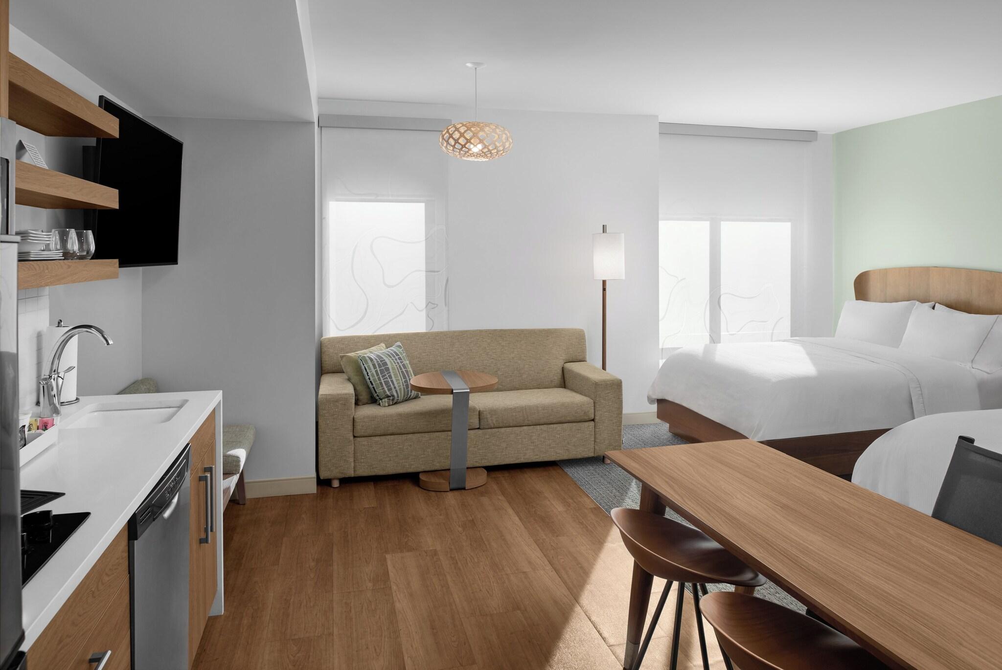 Element Scottsdale at SkySong by null