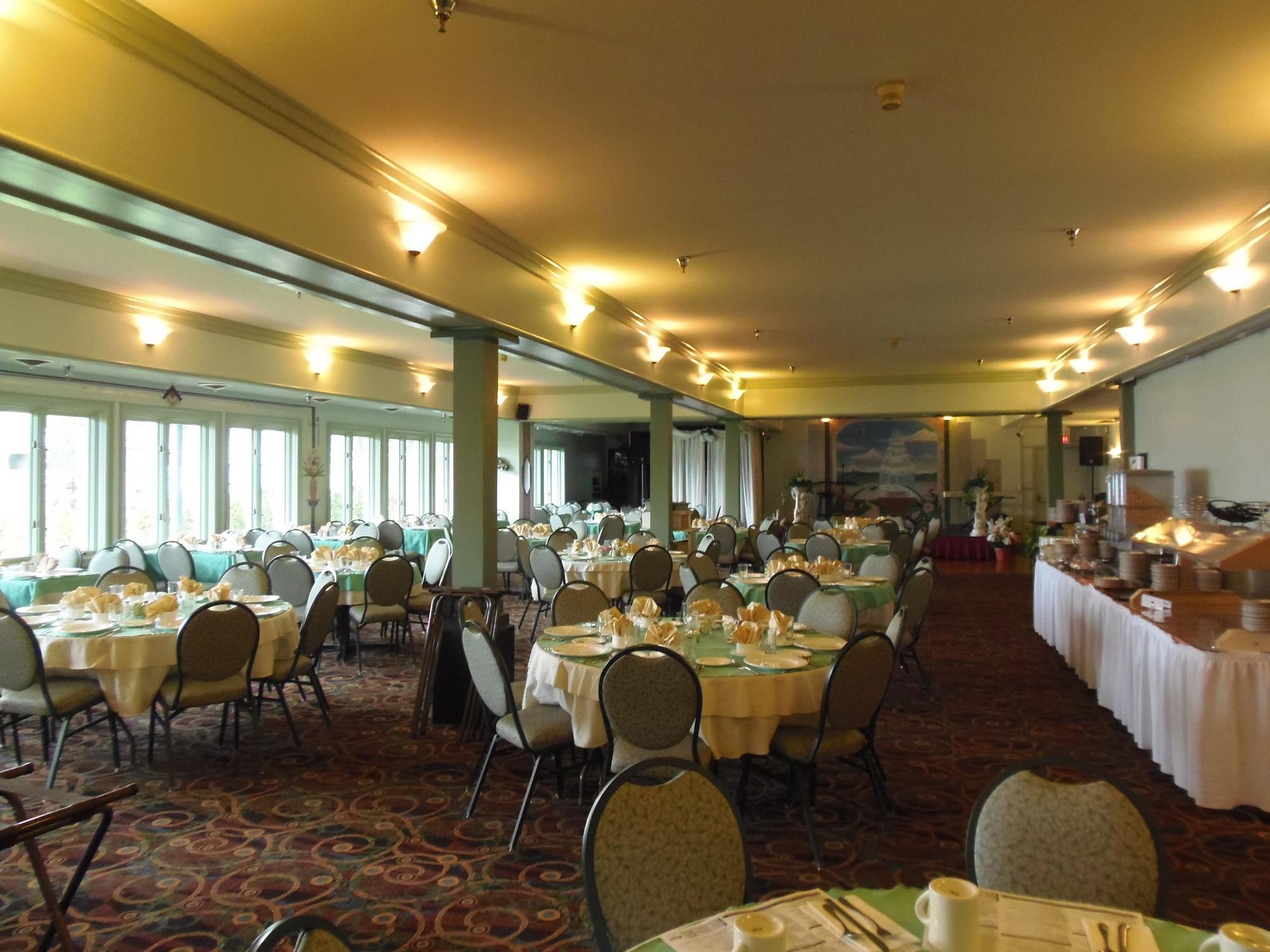 Surfside On The Lake Hotel & Suites by null