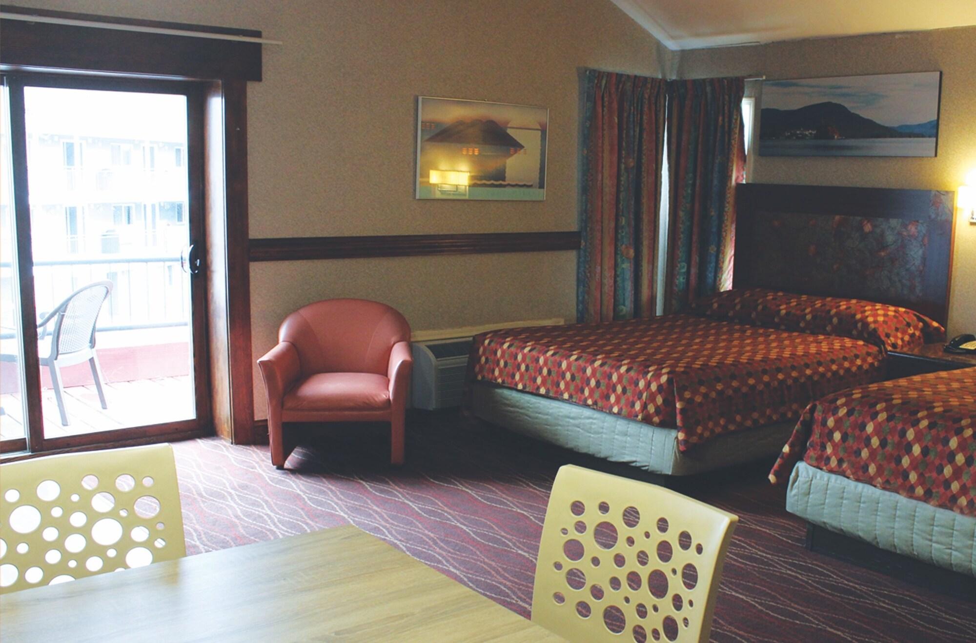 Surfside On The Lake Hotel & Suites by null