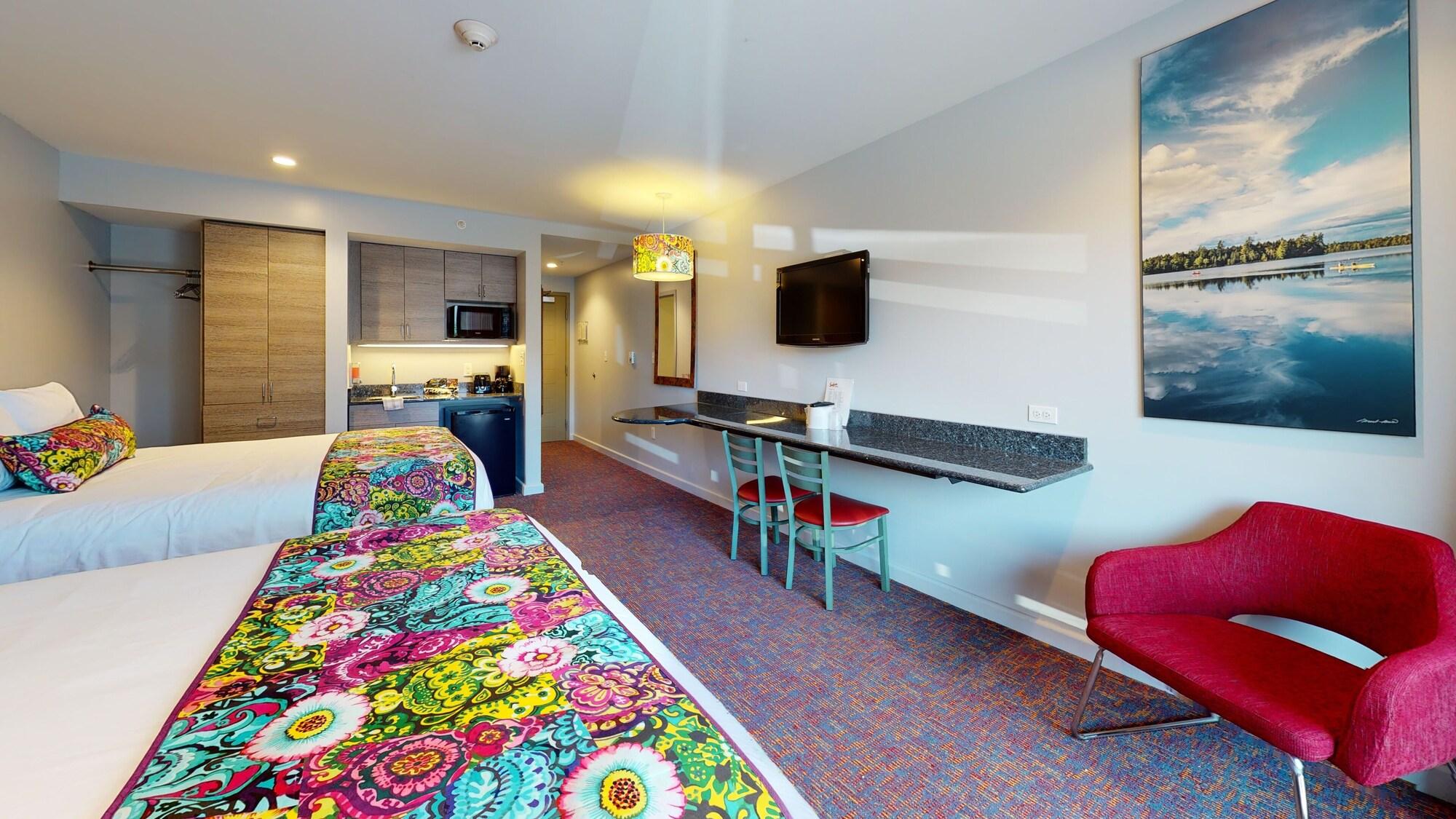 Surfside On The Lake Hotel & Suites by null
