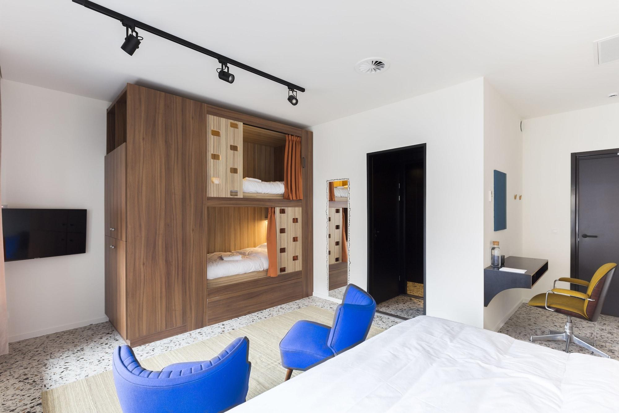 YUST Antwerp by null