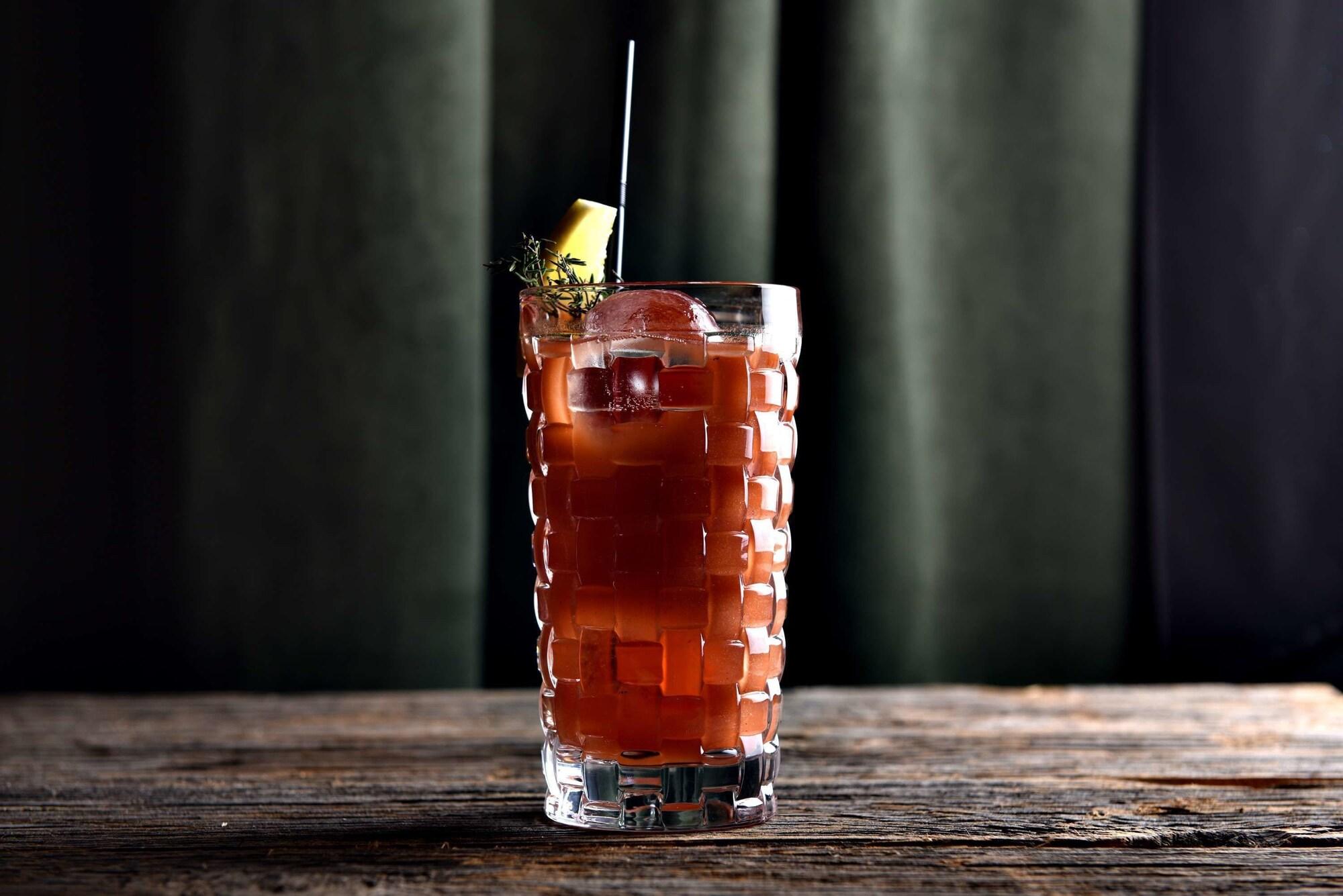 U Eat & Sleep Antwerp by null