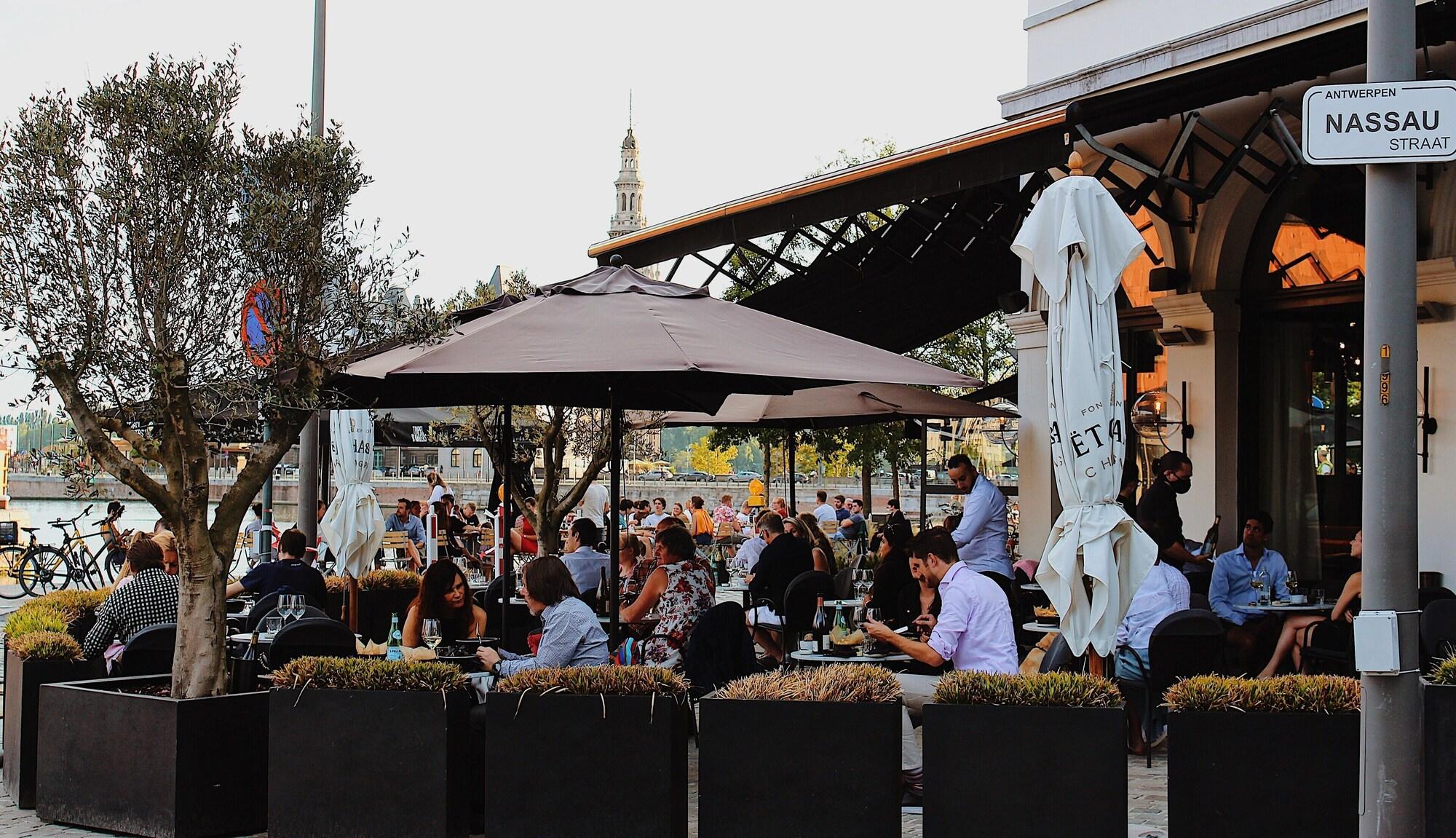 U Eat & Sleep Antwerp by null