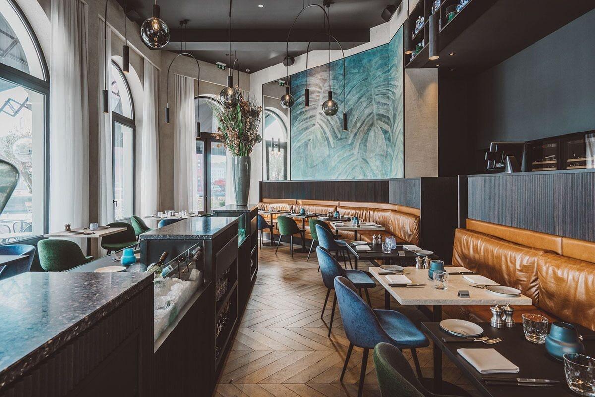 U Eat & Sleep Antwerp by null