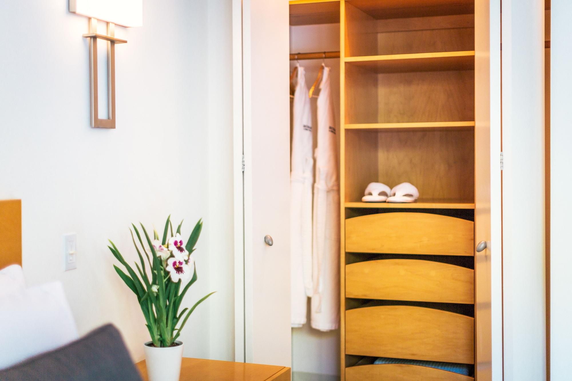 Duchamp Healdsburg by null