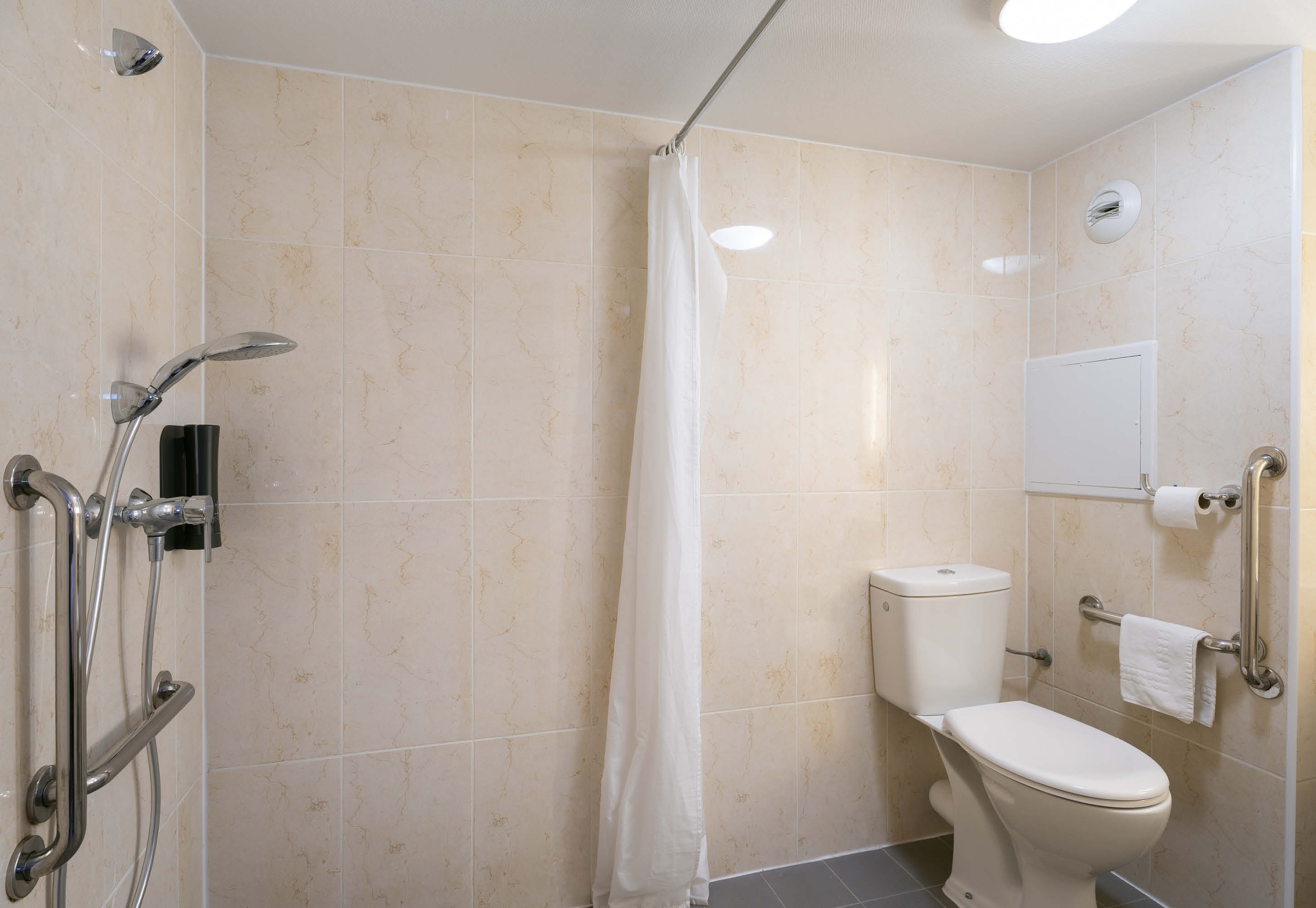 Double room, accessible