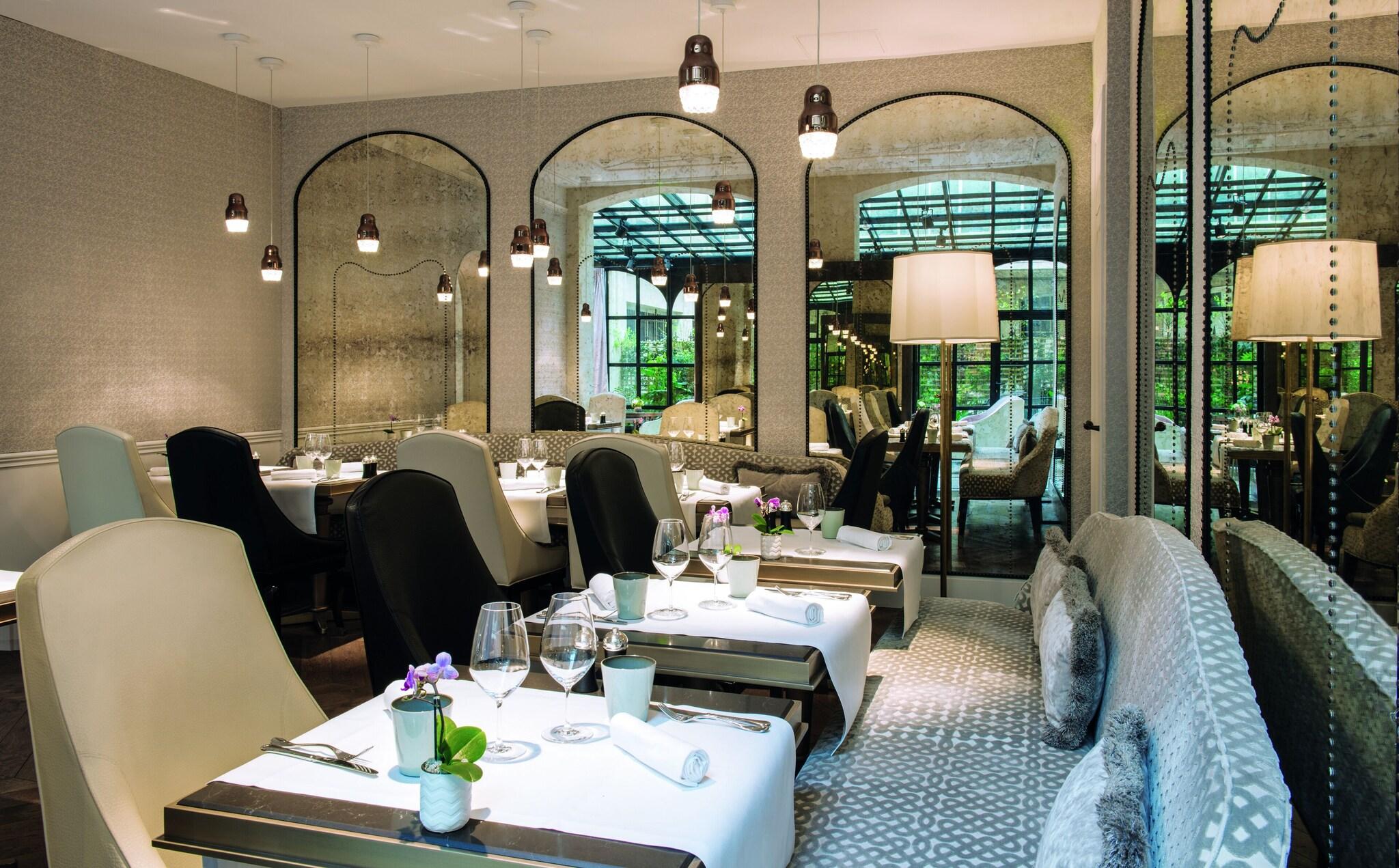 Hotel Le Narcisse Blanc & Spa