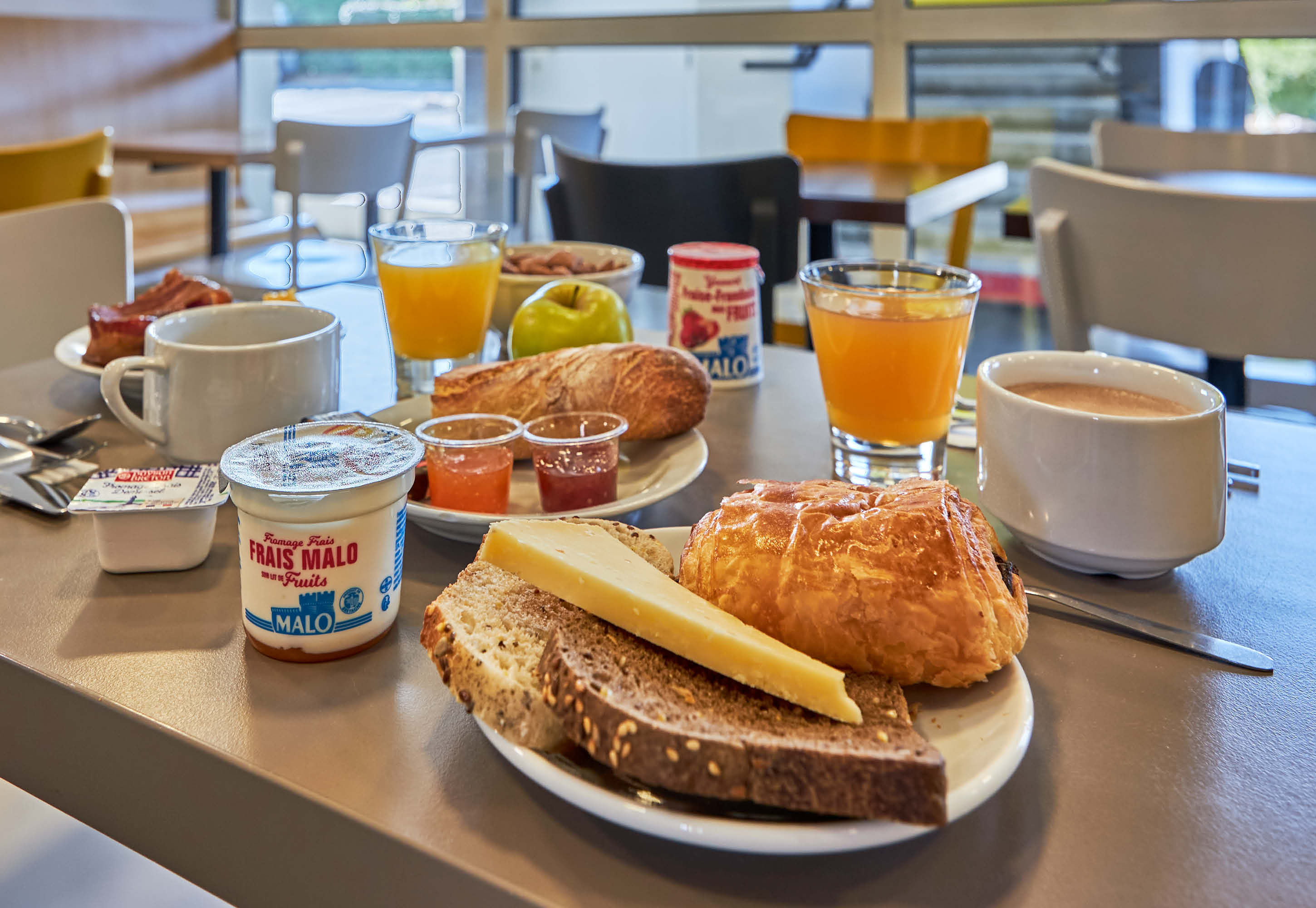 B&B HOTEL Caen Sud