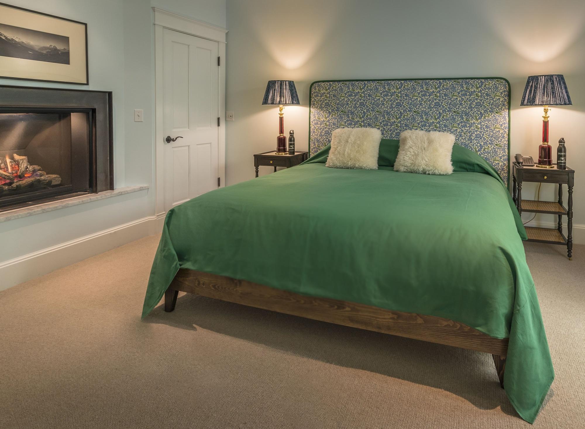 Dunton Town House by null Dunton Town House by null