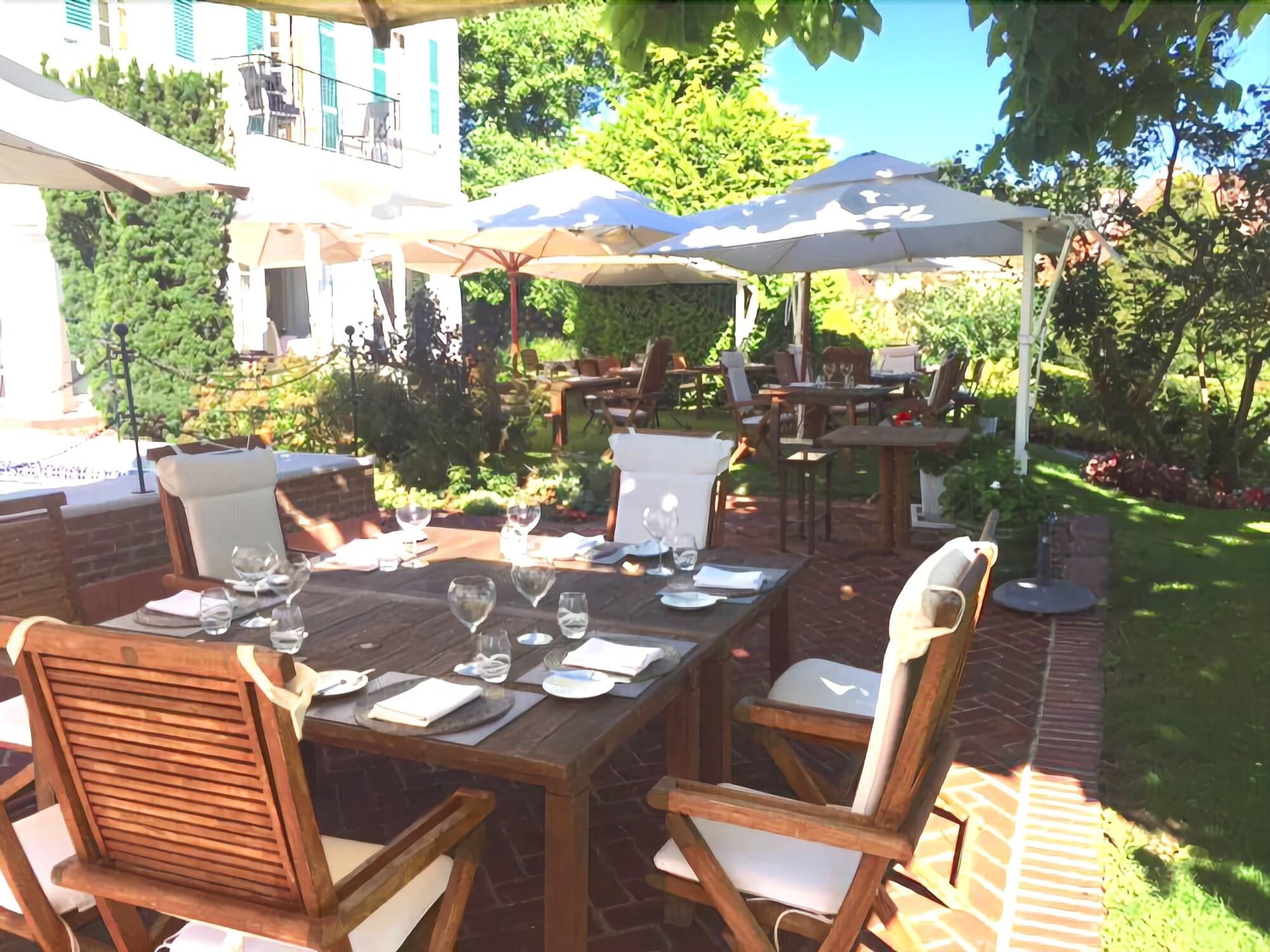 Château de Montreuil - Hôtel & Restaurant by null