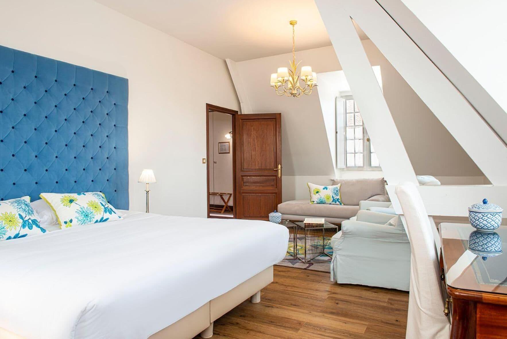 Château de Montreuil - Hôtel & Restaurant by null