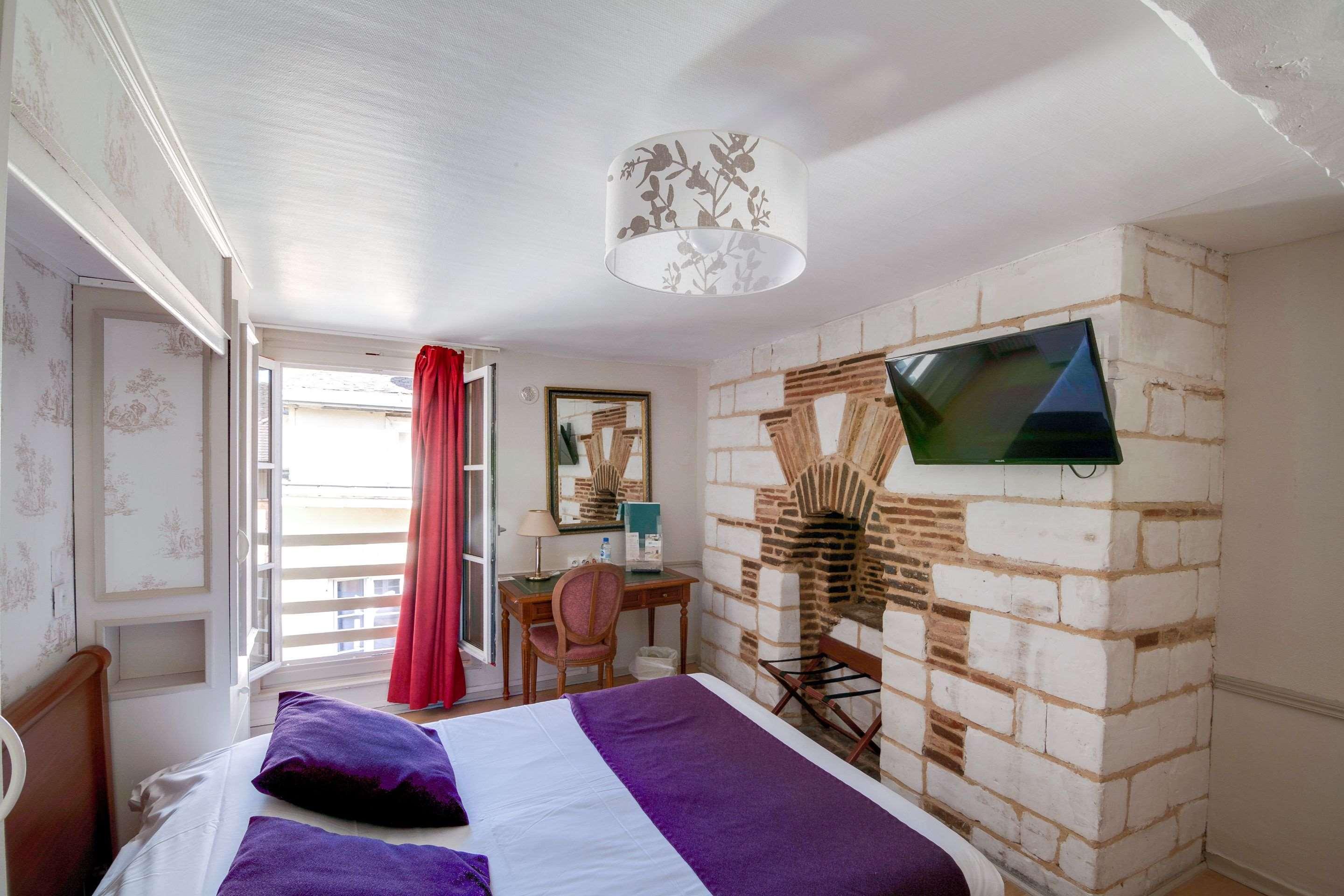 Brit Hotel Les Comtes de Champagne by null