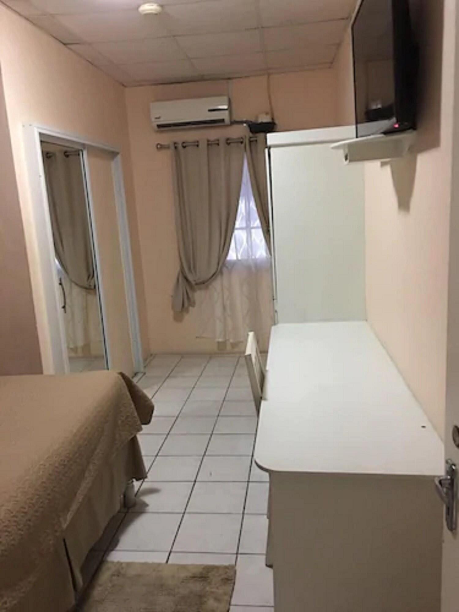Sunset Inn Hotel